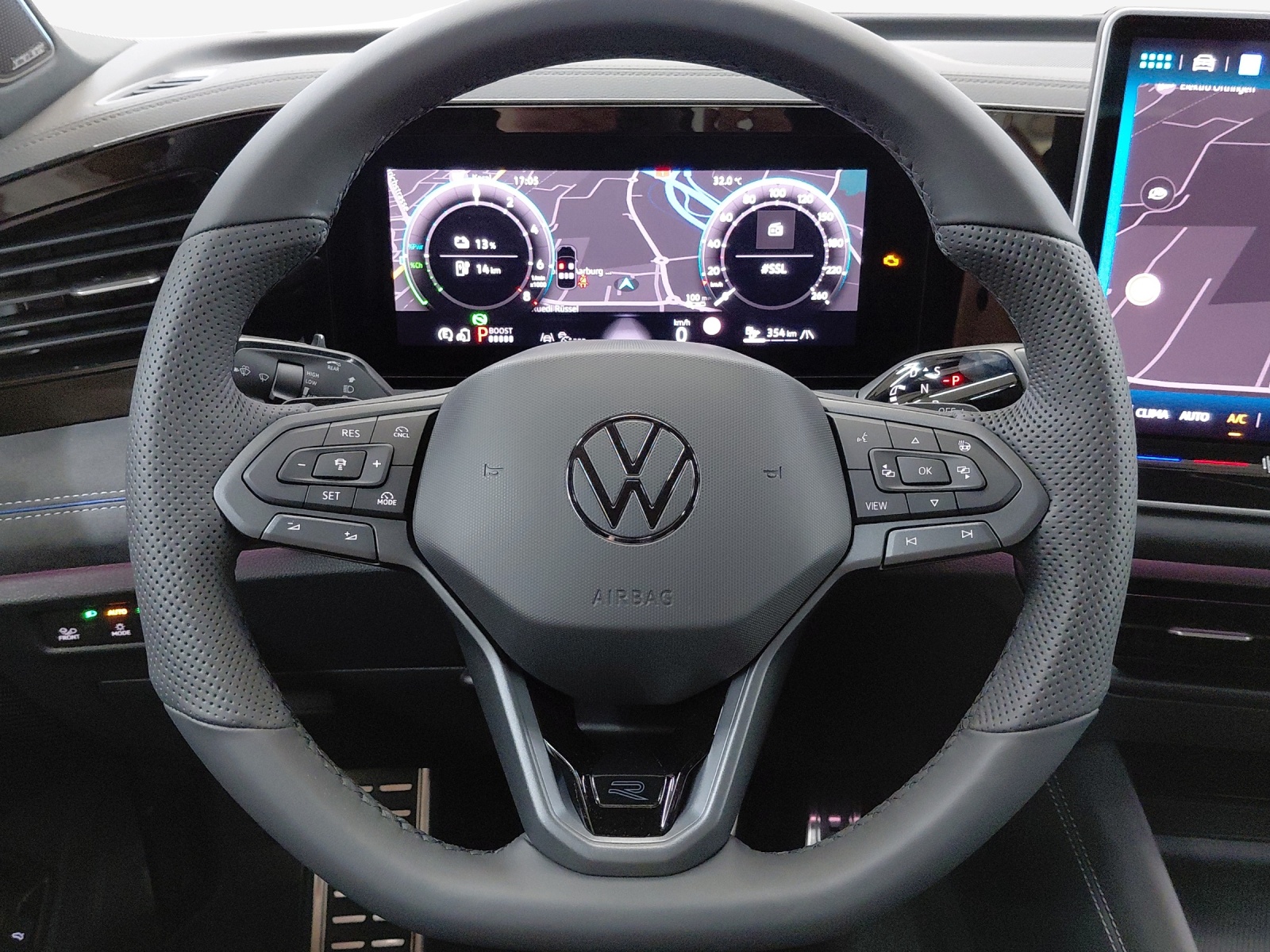 VW Tiguan 2.0 TSI DSG R-Line Plus 4Motion-image-9