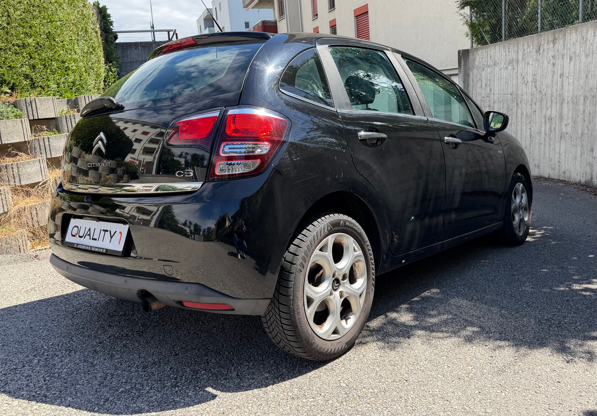 CITROEN C3 1.2i PureTech Exclusive-image-4