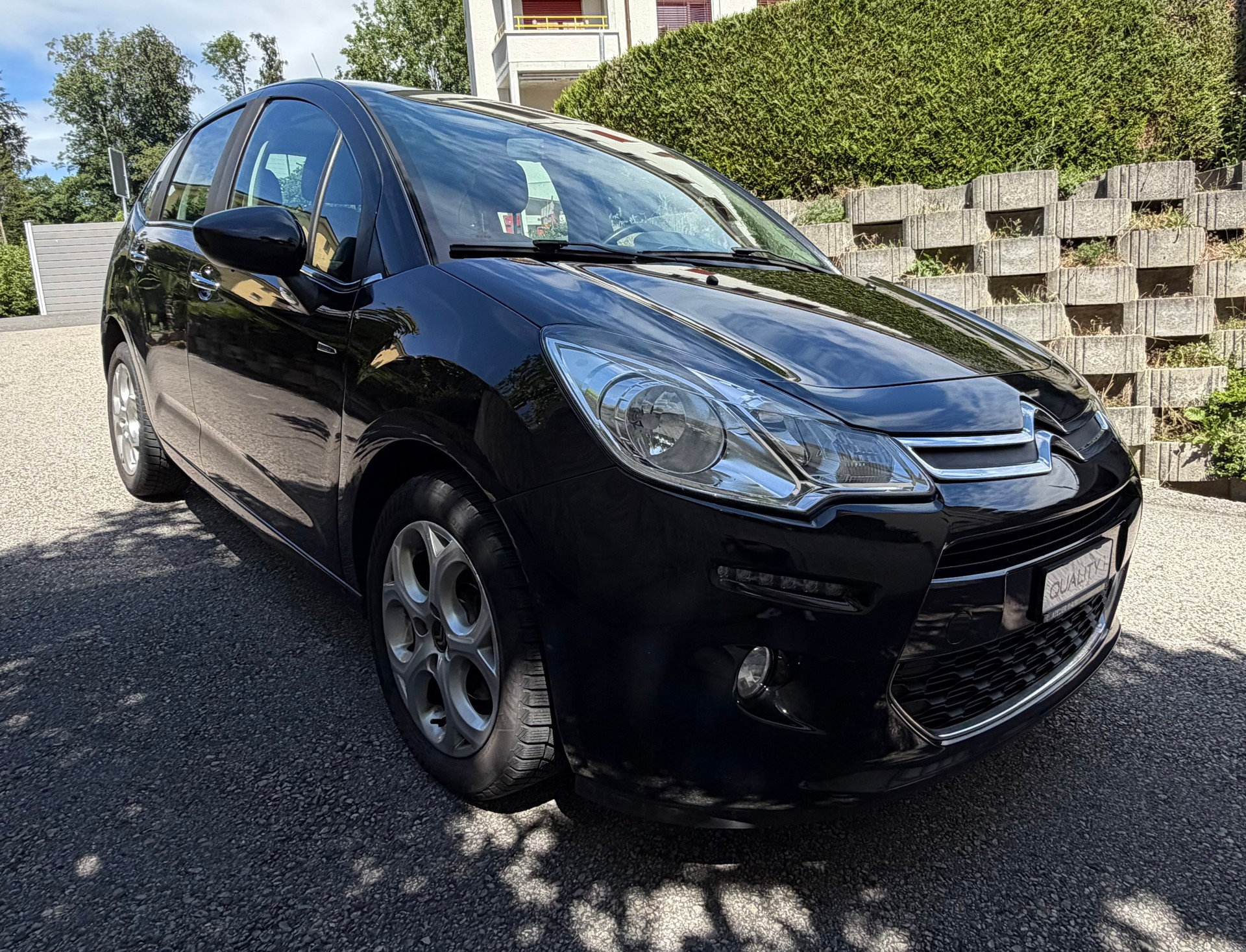 CITROEN C3 1.2i PureTech Exclusive-image-1