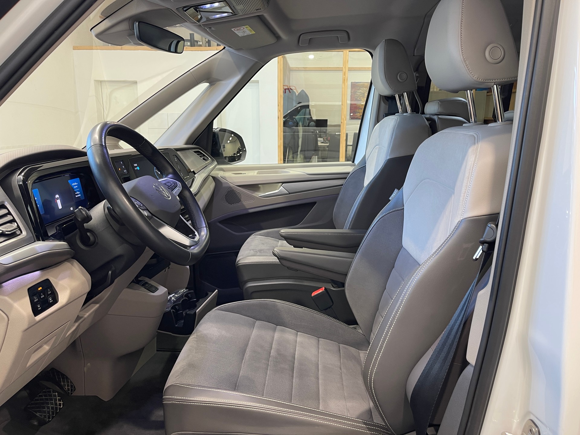 VW Multivan 2.0 TSI Life DSG * 7 PLATZ*-image-7