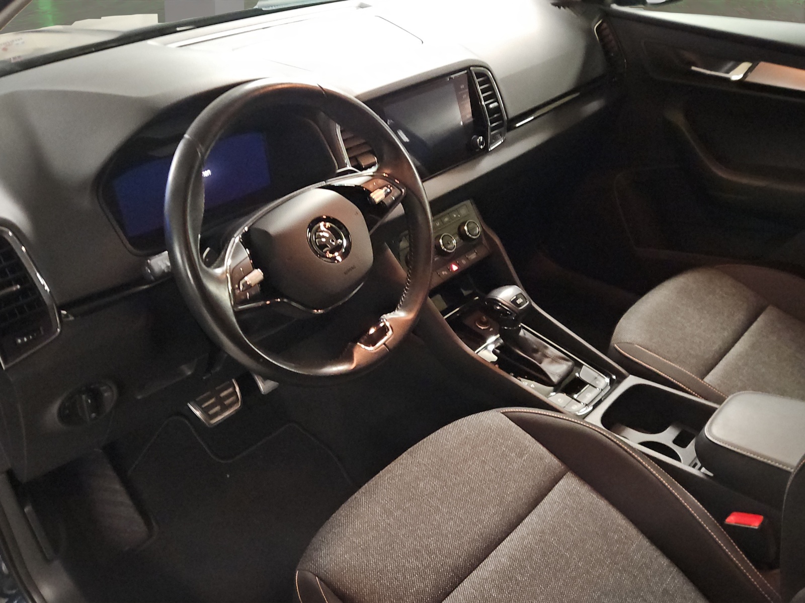 SKODA Karoq 1.5 TSI ACT Clever DSG-image-6