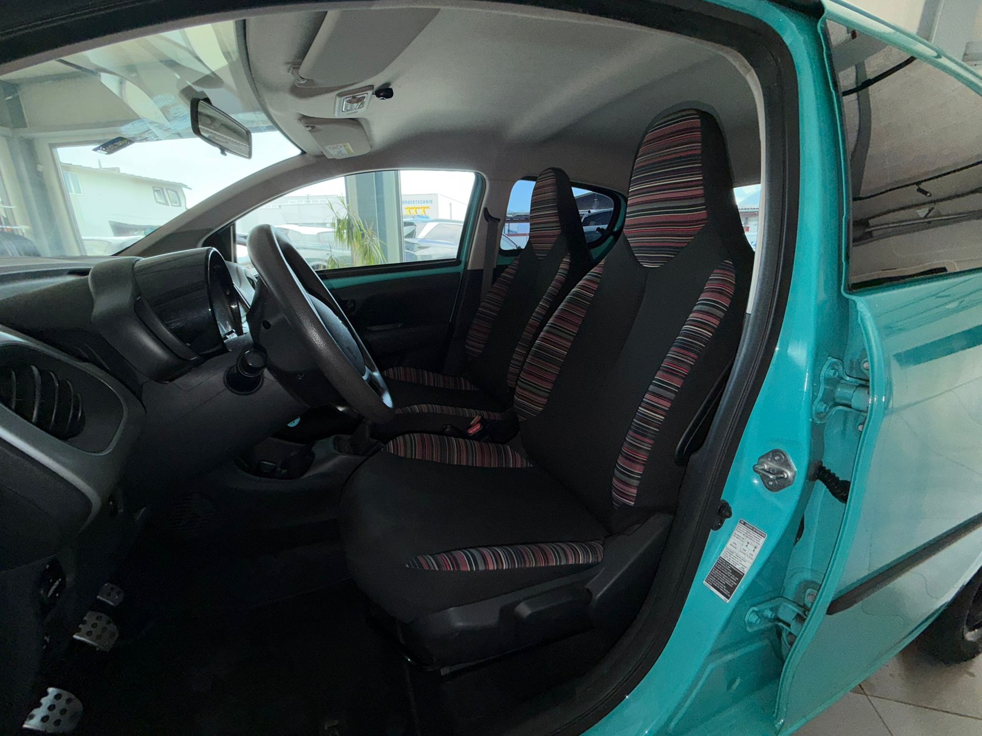 CITROEN C1 1.0 VTi Feel-showroom-element-3