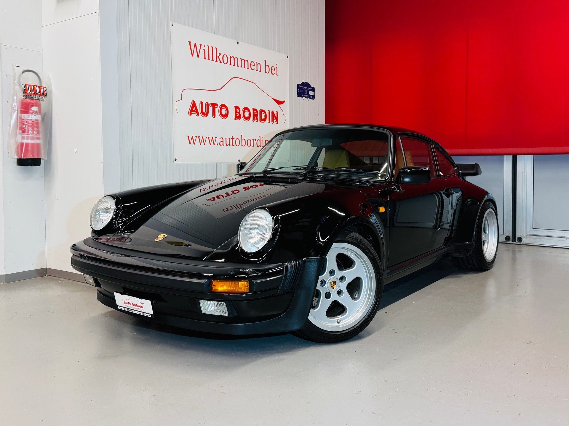 PORSCHE 911 930 Turbo 3.3 Modelljahr 1987 „A1 Schwarz glanz“ RUF Veteran
