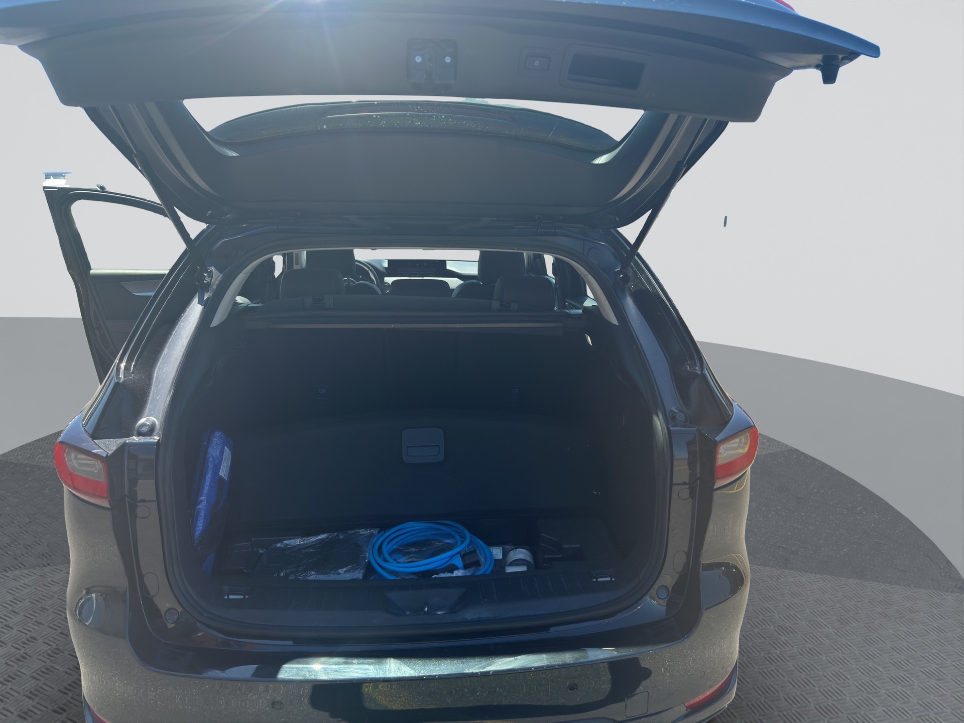 MAZDA CX-60 e-Skyactiv PHEV 327 AWD Homura-image-4