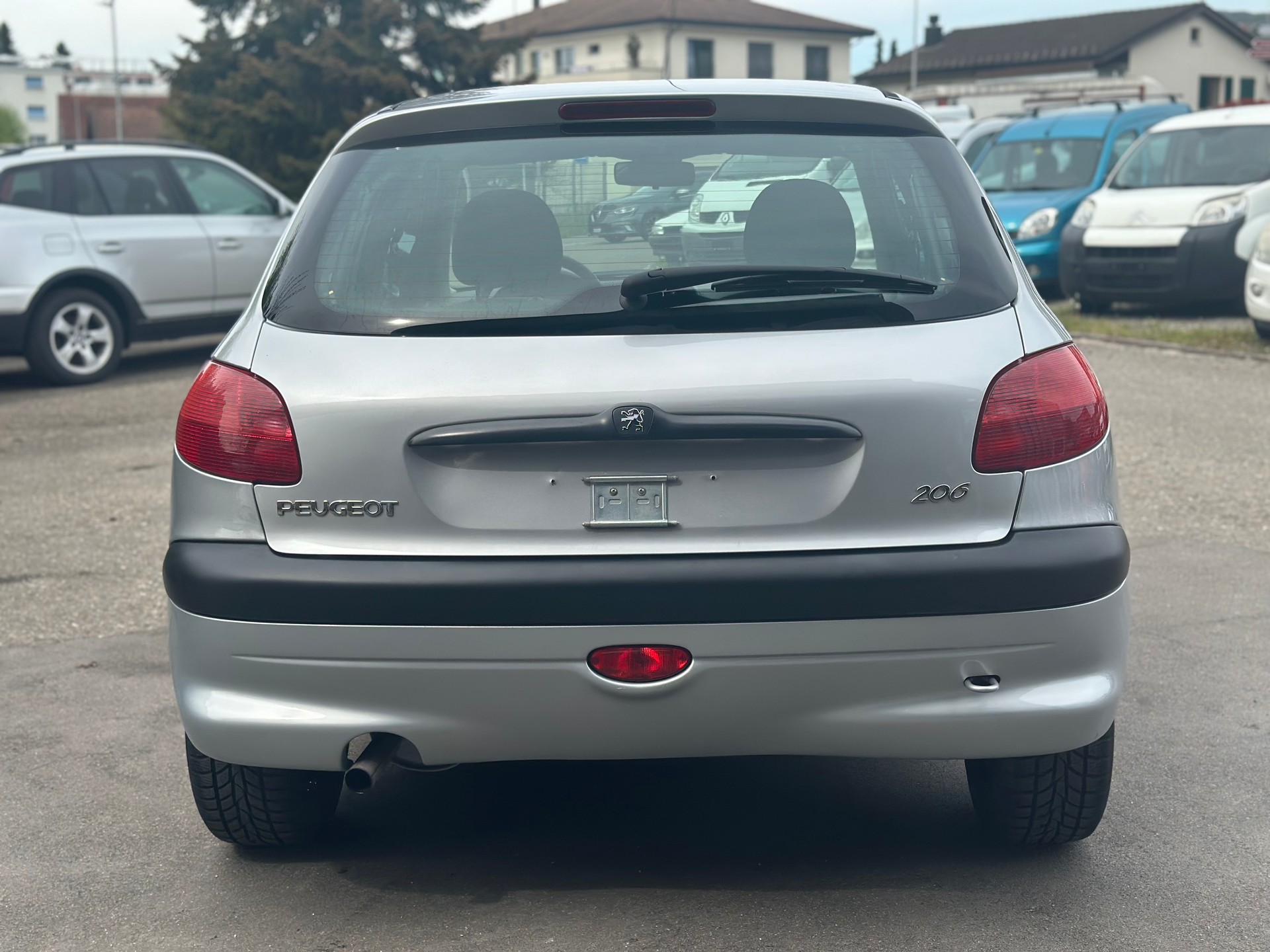 PEUGEOT 206 1.6 16V (XT) Premium-image-5