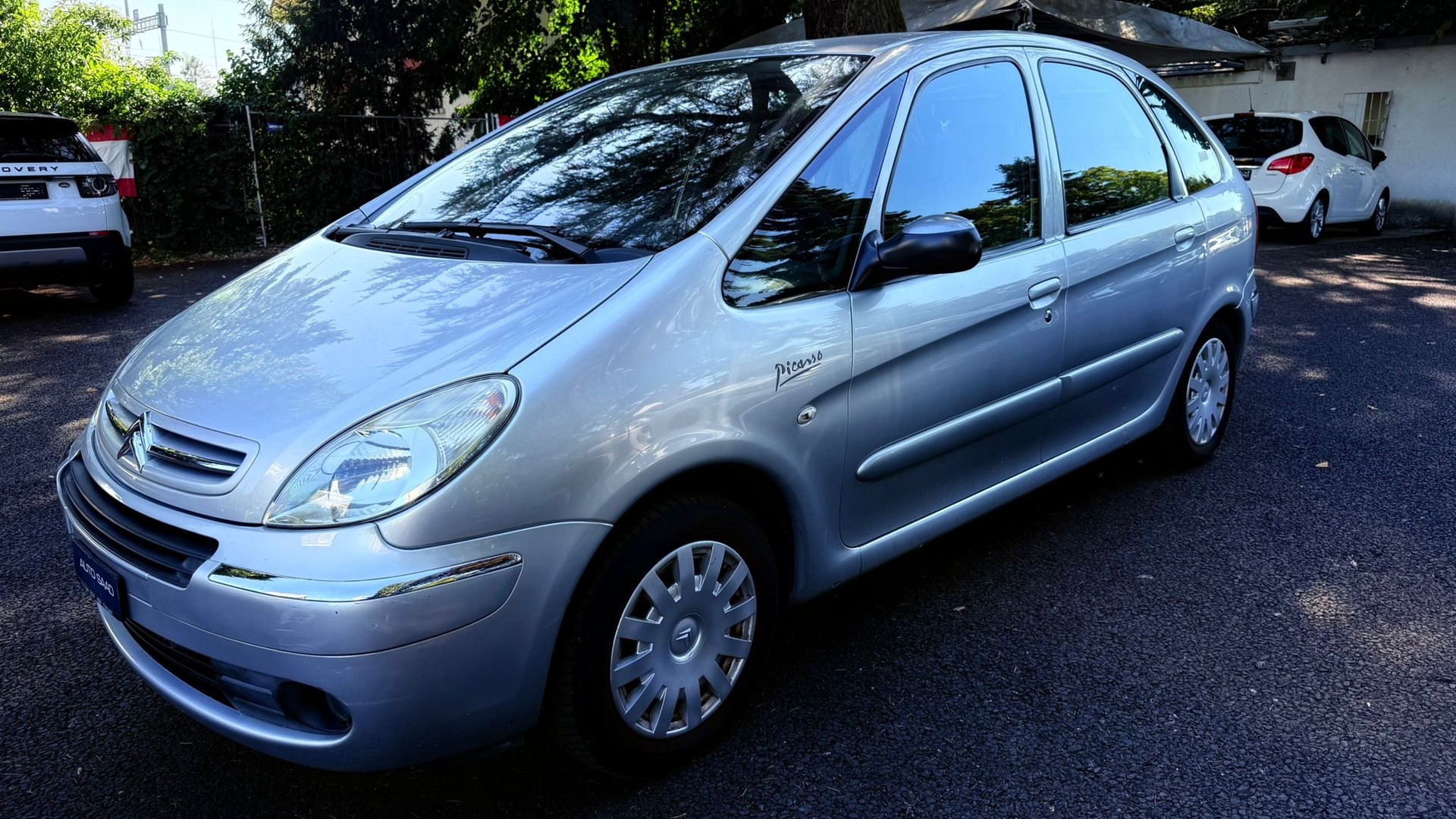 CITROEN Xsara Picasso 2.0i 16V Exclusive Automatic-image-2