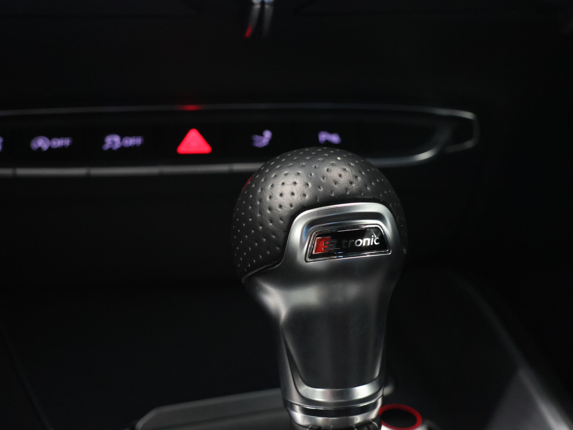 AUDI TT Coupé 45 TFSI quattro S-tronic *Sportabgasanlage* *Rückfahrkamera* *Sitzheizung*-image-18