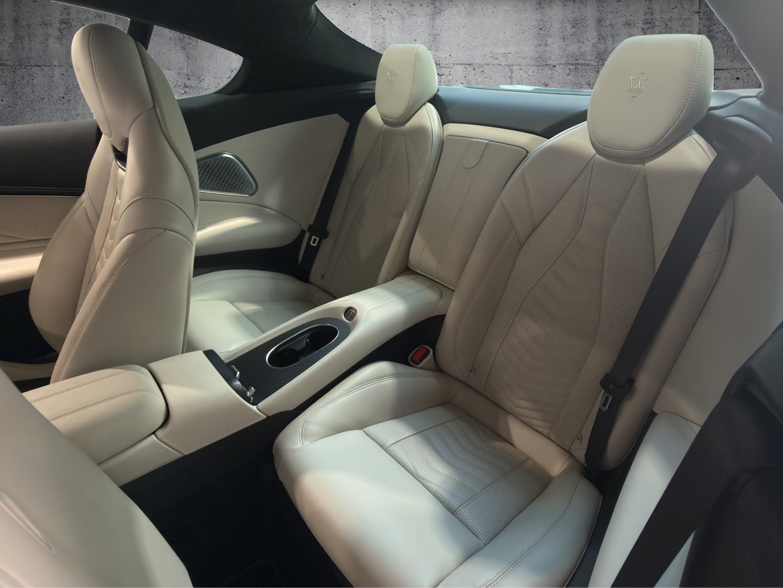 MASERATI Granturismo 3.0 V6 Trofeo-image-9