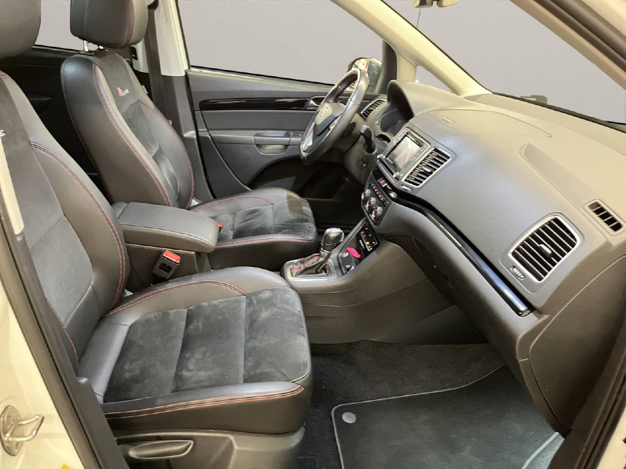 SEAT Alhambra 2.0 TSI 220 FR Line DSG-image-6