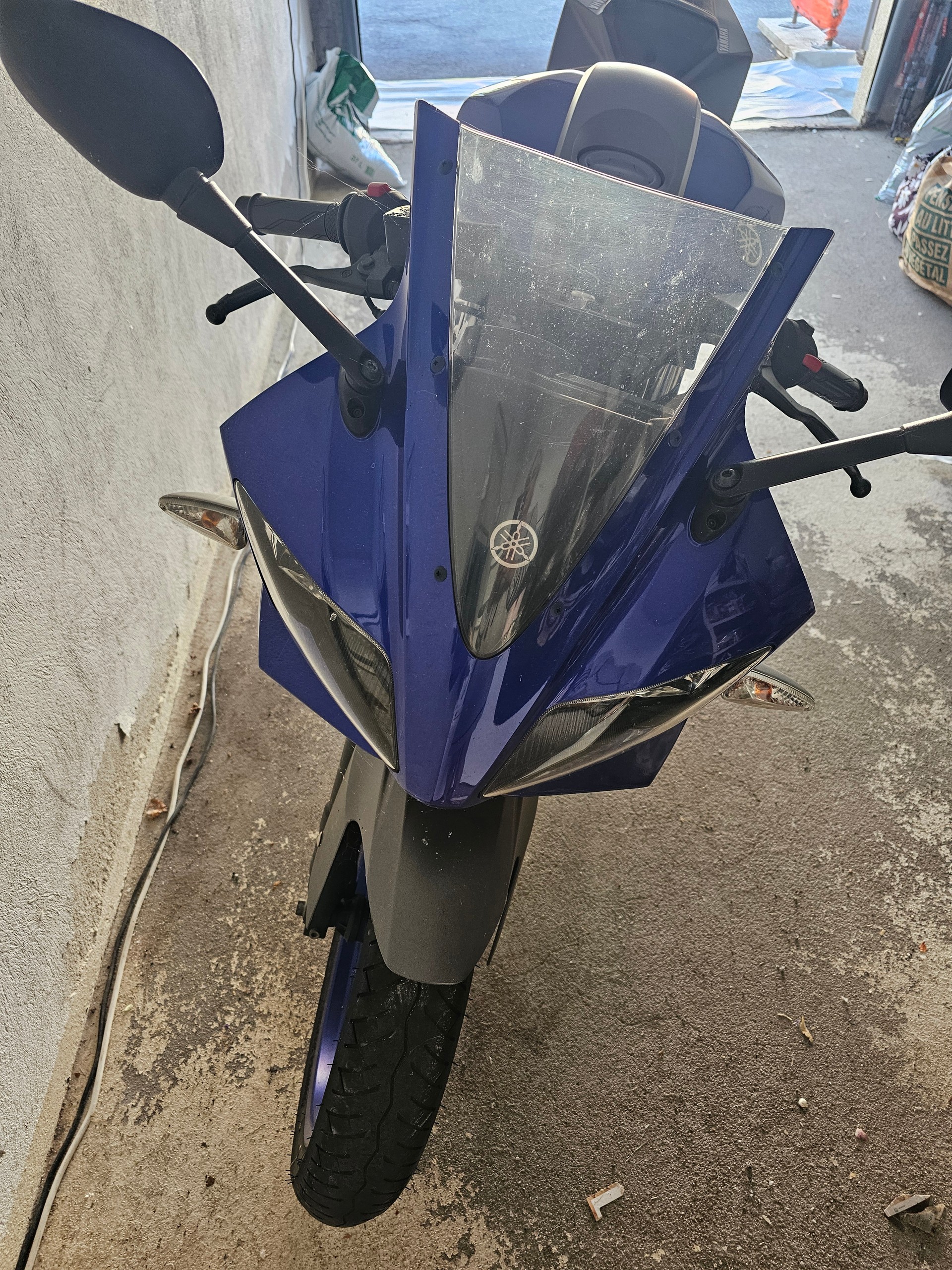 YAMAHA YZF-R 125-image-0