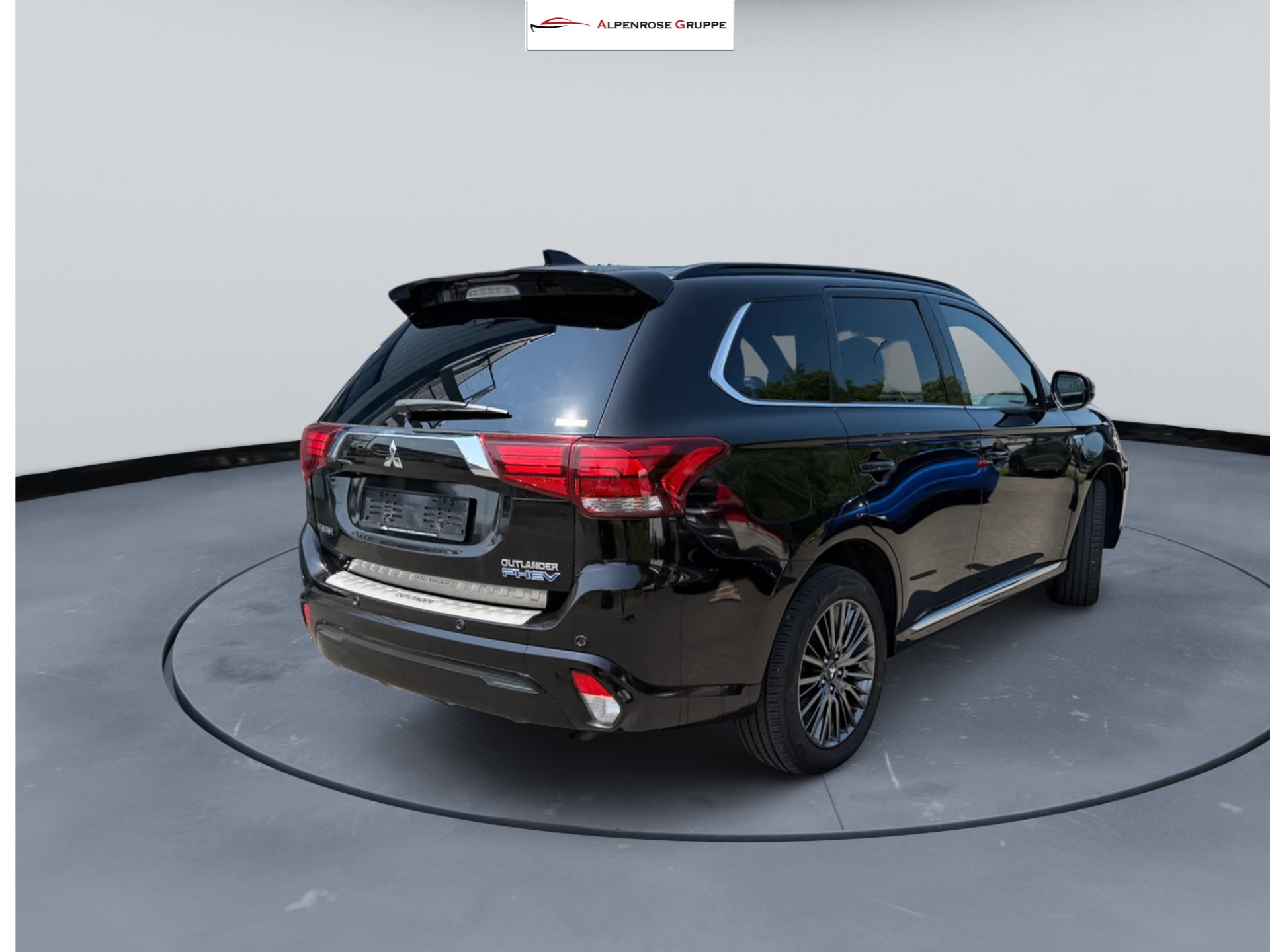 MITSUBISHI Outlander 2.4 PHEV Diamond S-Edition 4WD Automatic-image-3