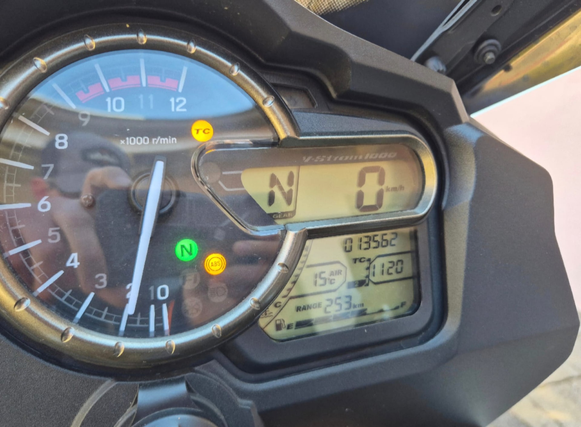 SUZUKI DL 1000 V-Strom Adventure L4-image-5