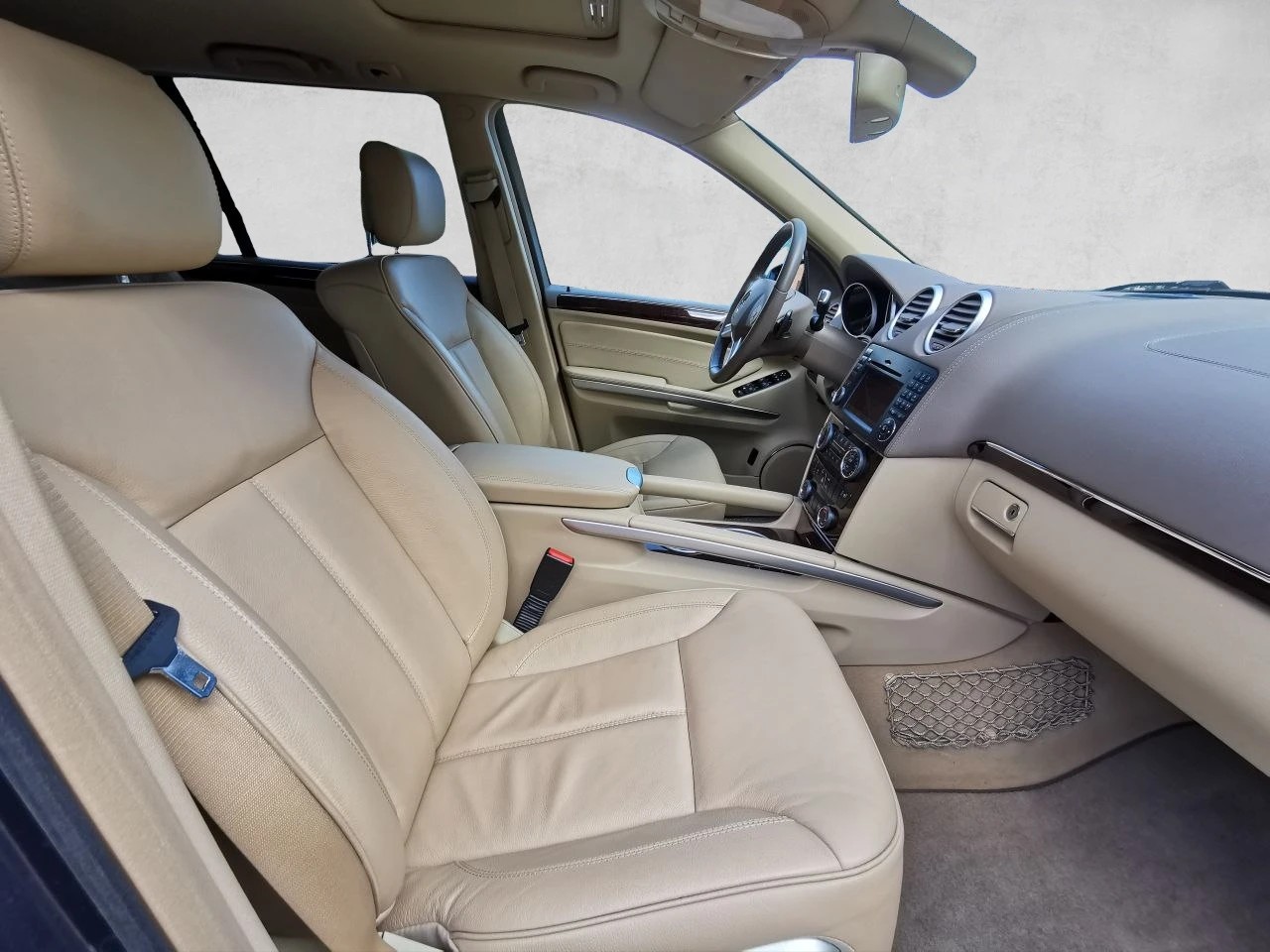MERCEDES-BENZ GL 350 CDI BlueEfficiency 4Matic 7G-Tronic-image-9