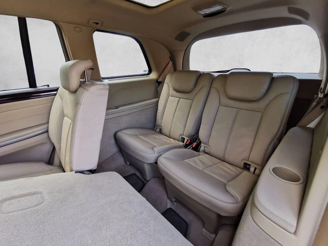 MERCEDES-BENZ GL 350 CDI BlueEfficiency 4Matic 7G-Tronic-image-8