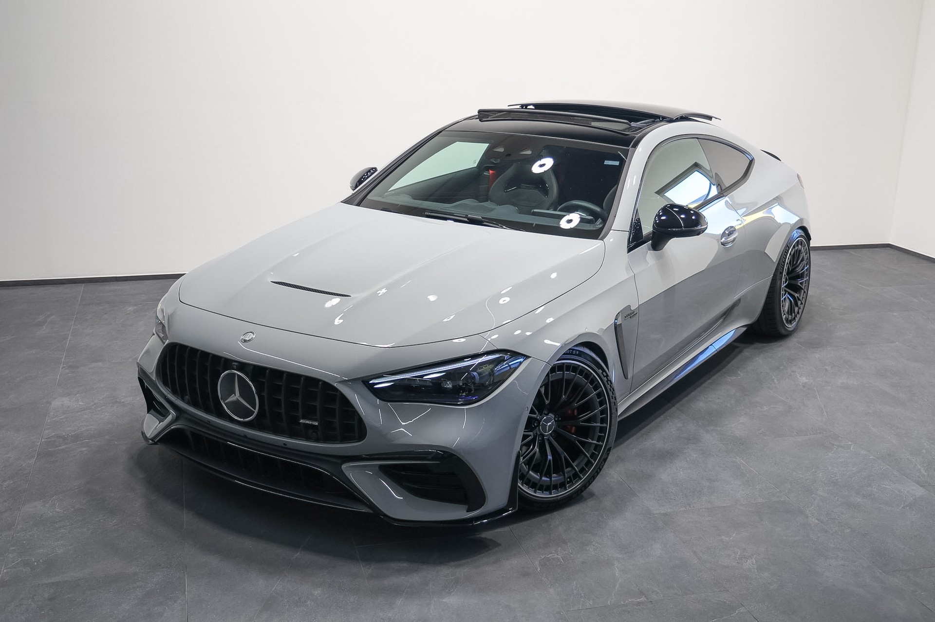 MERCEDES-BENZ CLE 53 Coupé AMG 4Matic+ 9G-Tronic *Performance Sitze*Tieferlegung*Distanzscheiben*-showroom-element-1
