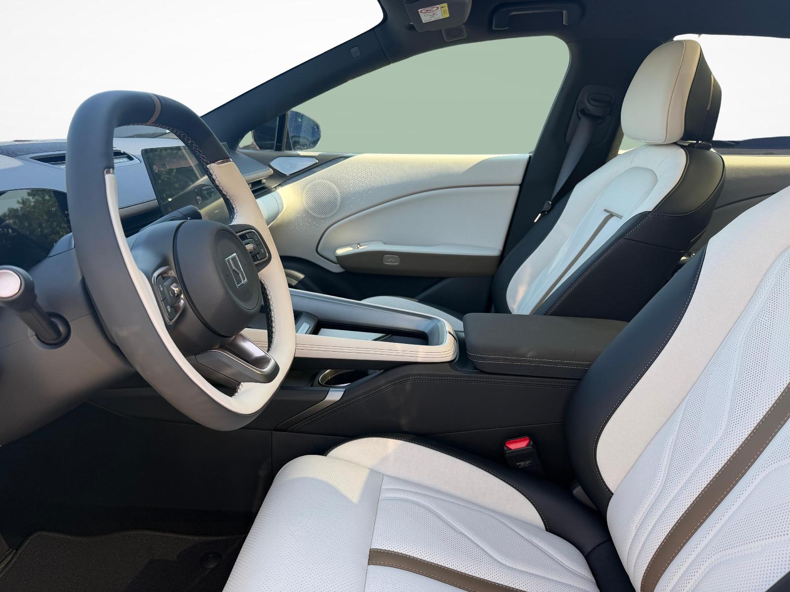 ZEEKR 7GT Privilege AWD-showroom-element-1