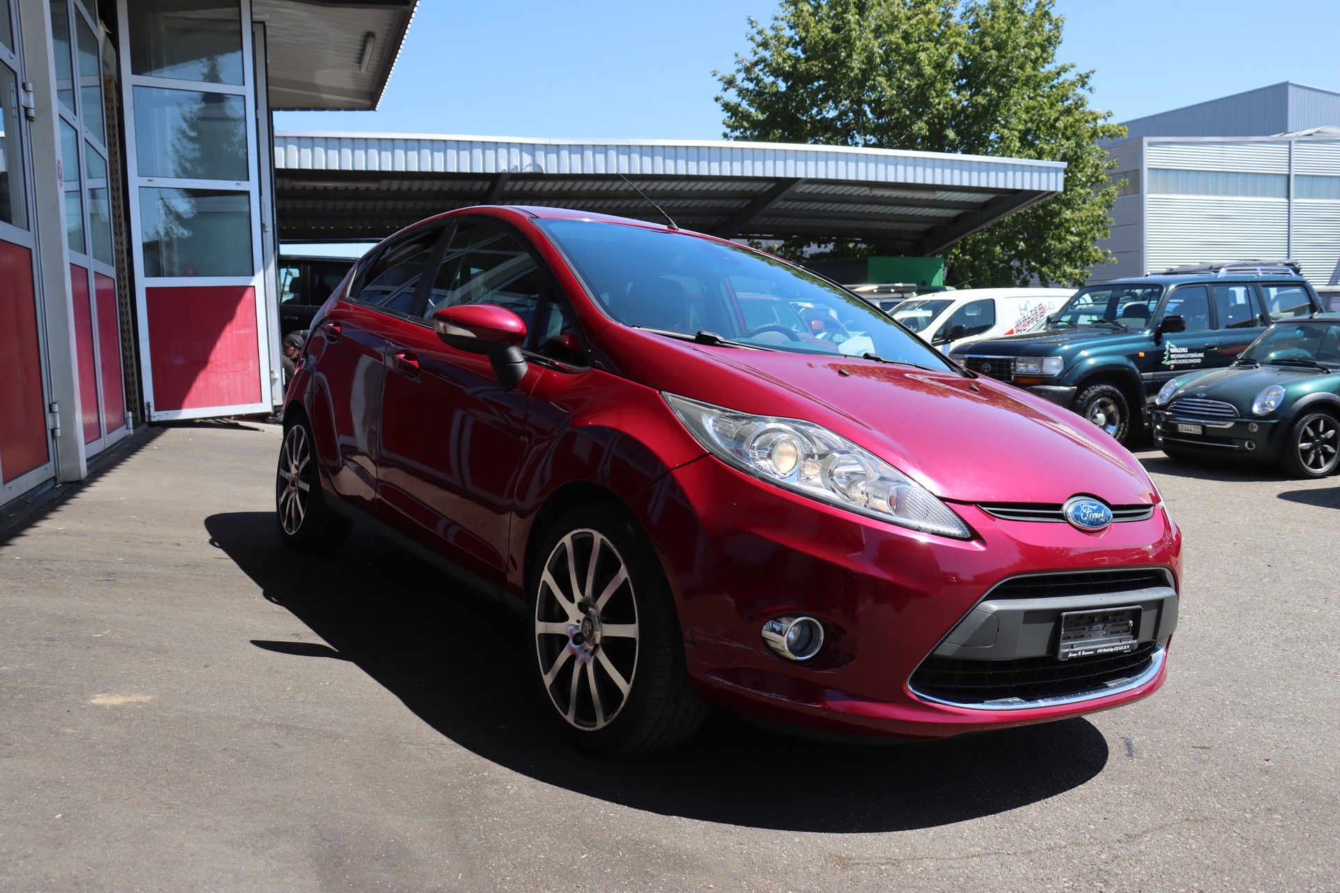FORD Fiesta 1.6 16V Titanium-showroom-element-2