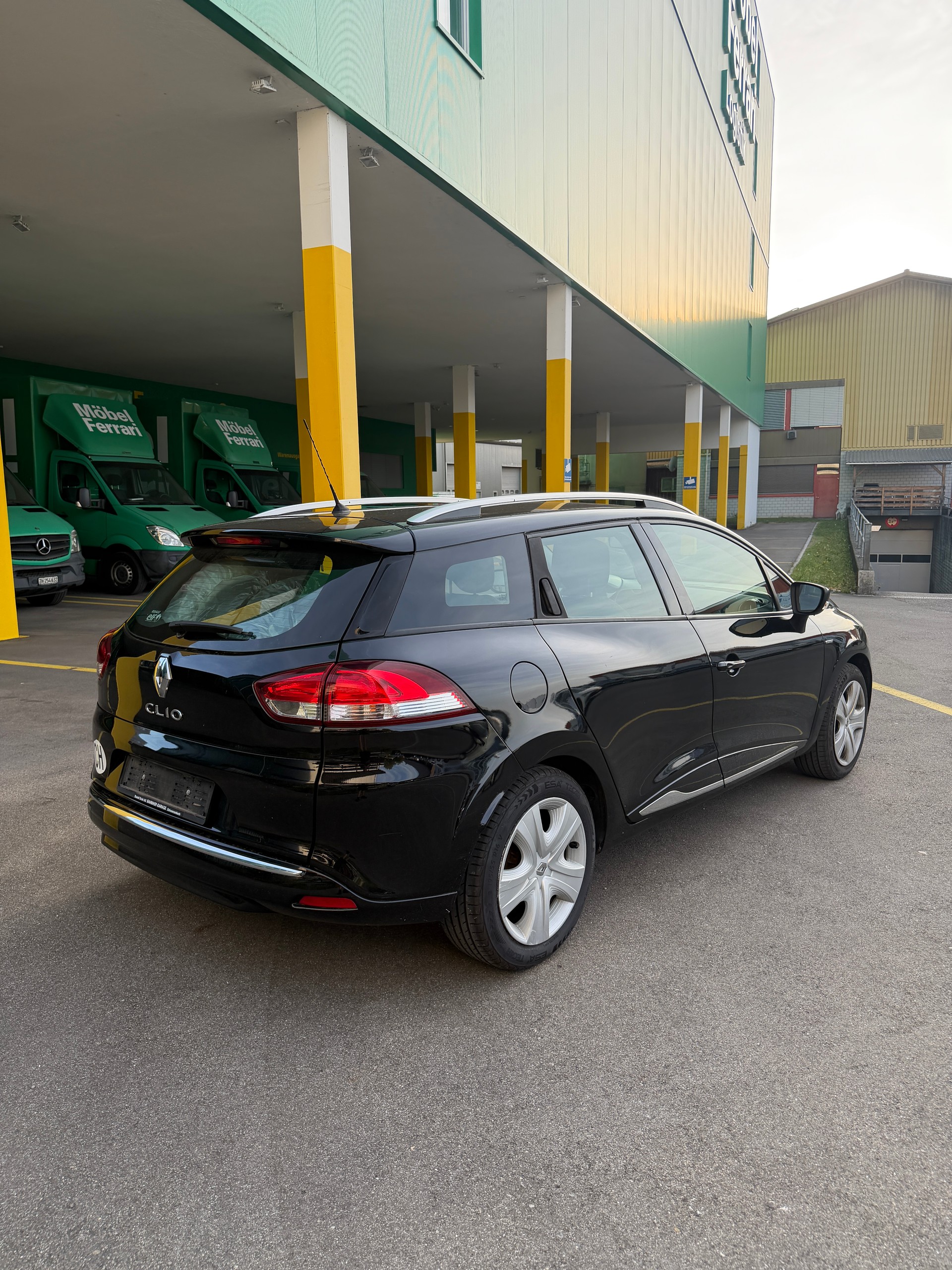 RENAULT Clio Grandtour 1.2 16V Expression-image-6