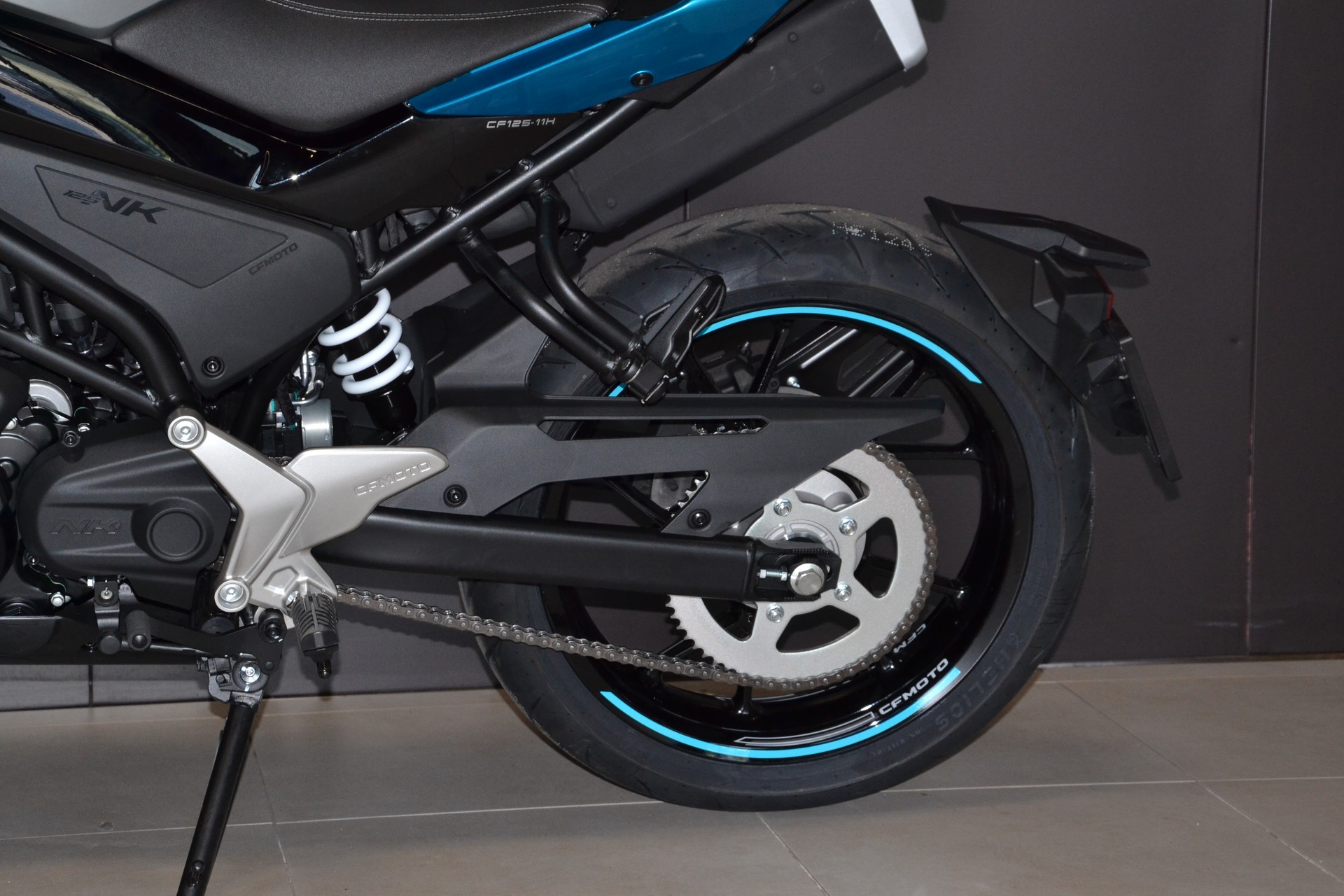 CF MOTO 125 NK-image-11