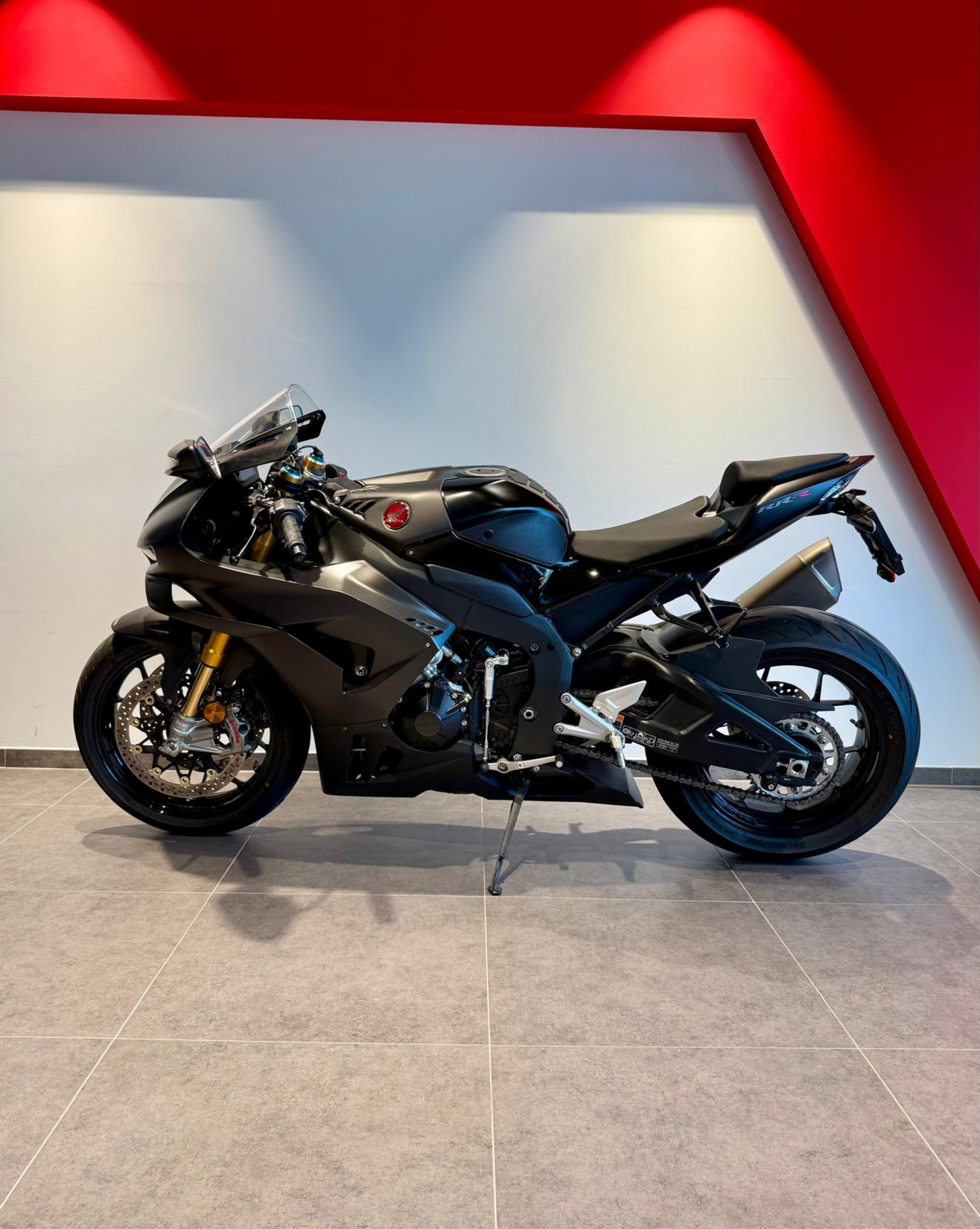 HONDA CBR 1000 RR-R Fireblade SP Carbon Edition-image-2