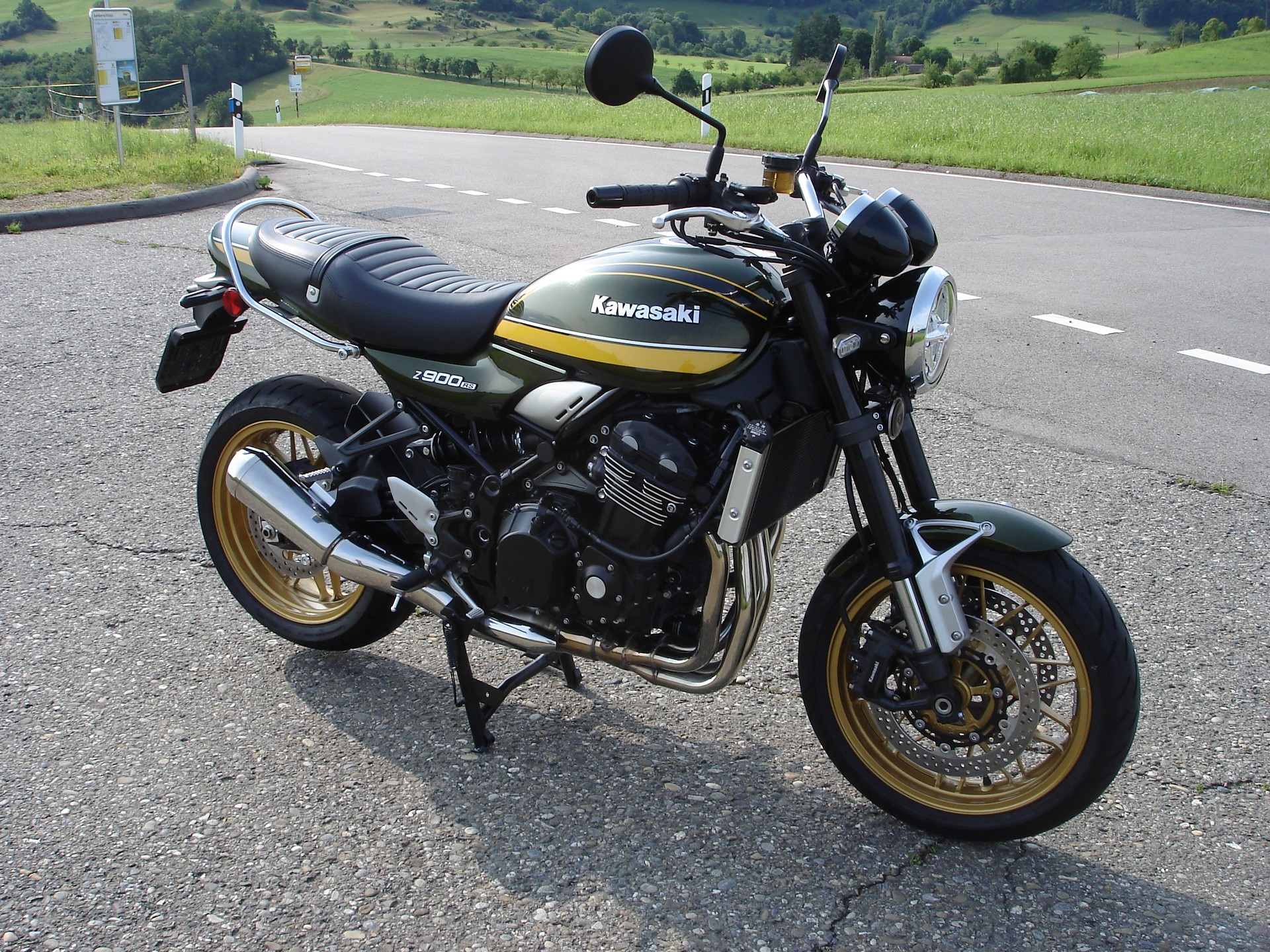 KAWASAKI Z 900 RS-image-5