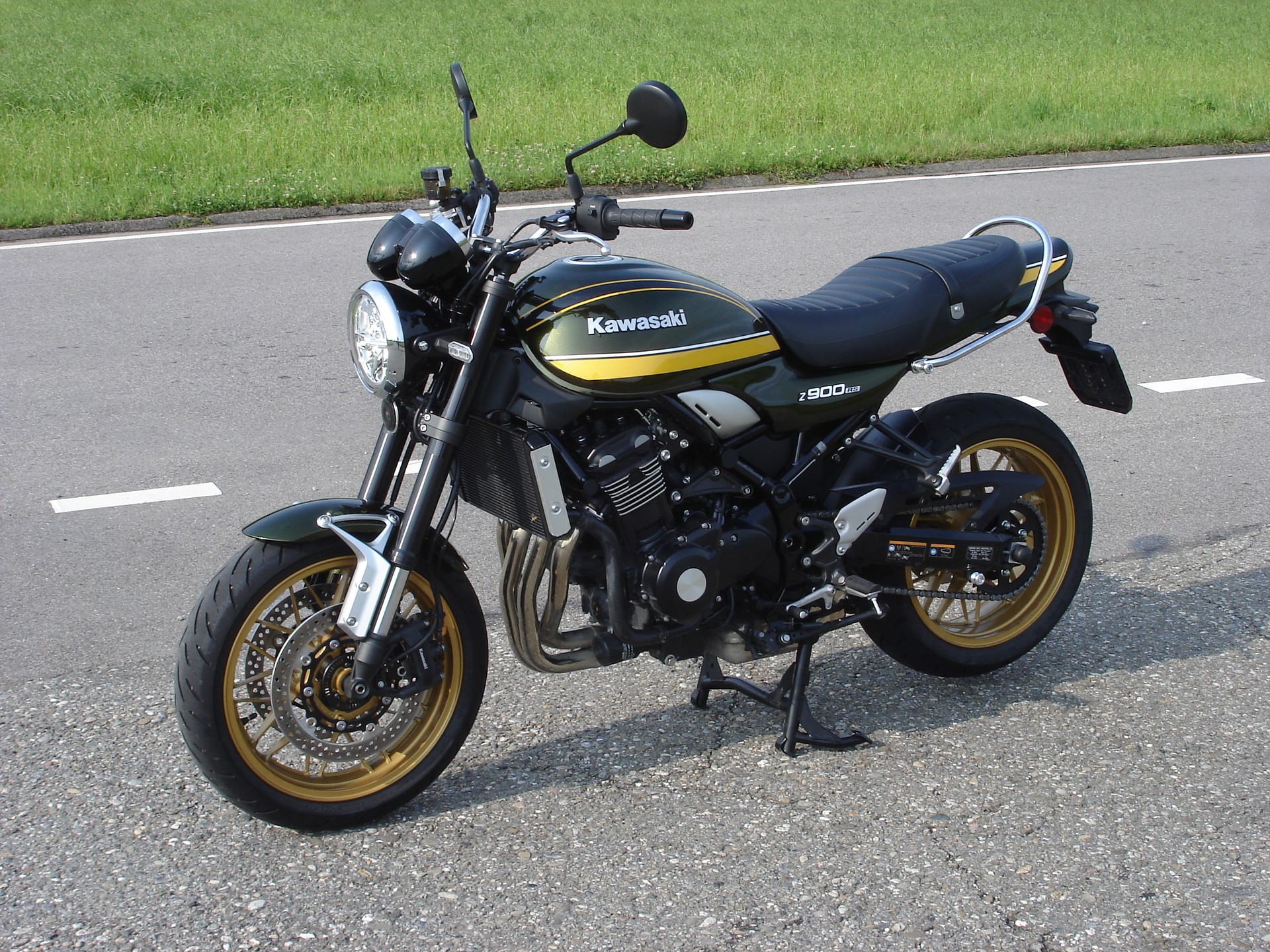 KAWASAKI Z 900 RS-image-2