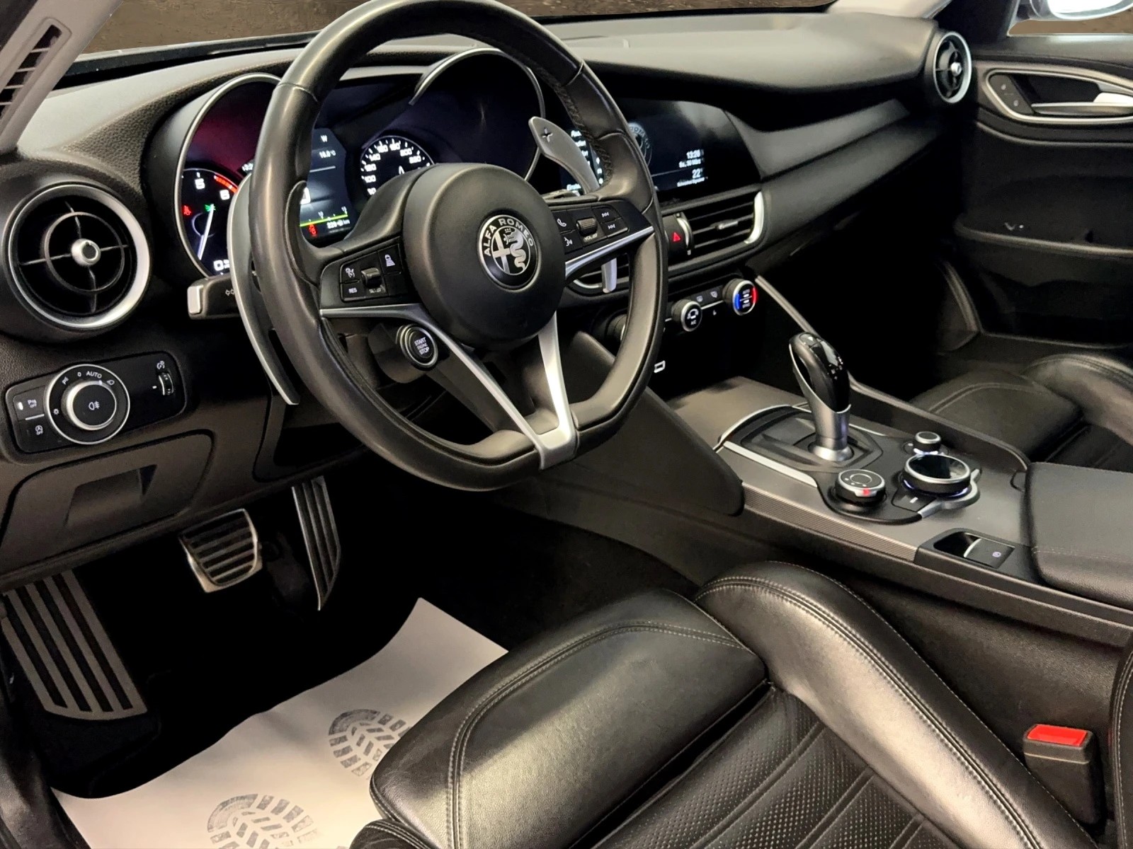 ALFA ROMEO Giulia 2.0 Veloce Q4 Automatic-image-13