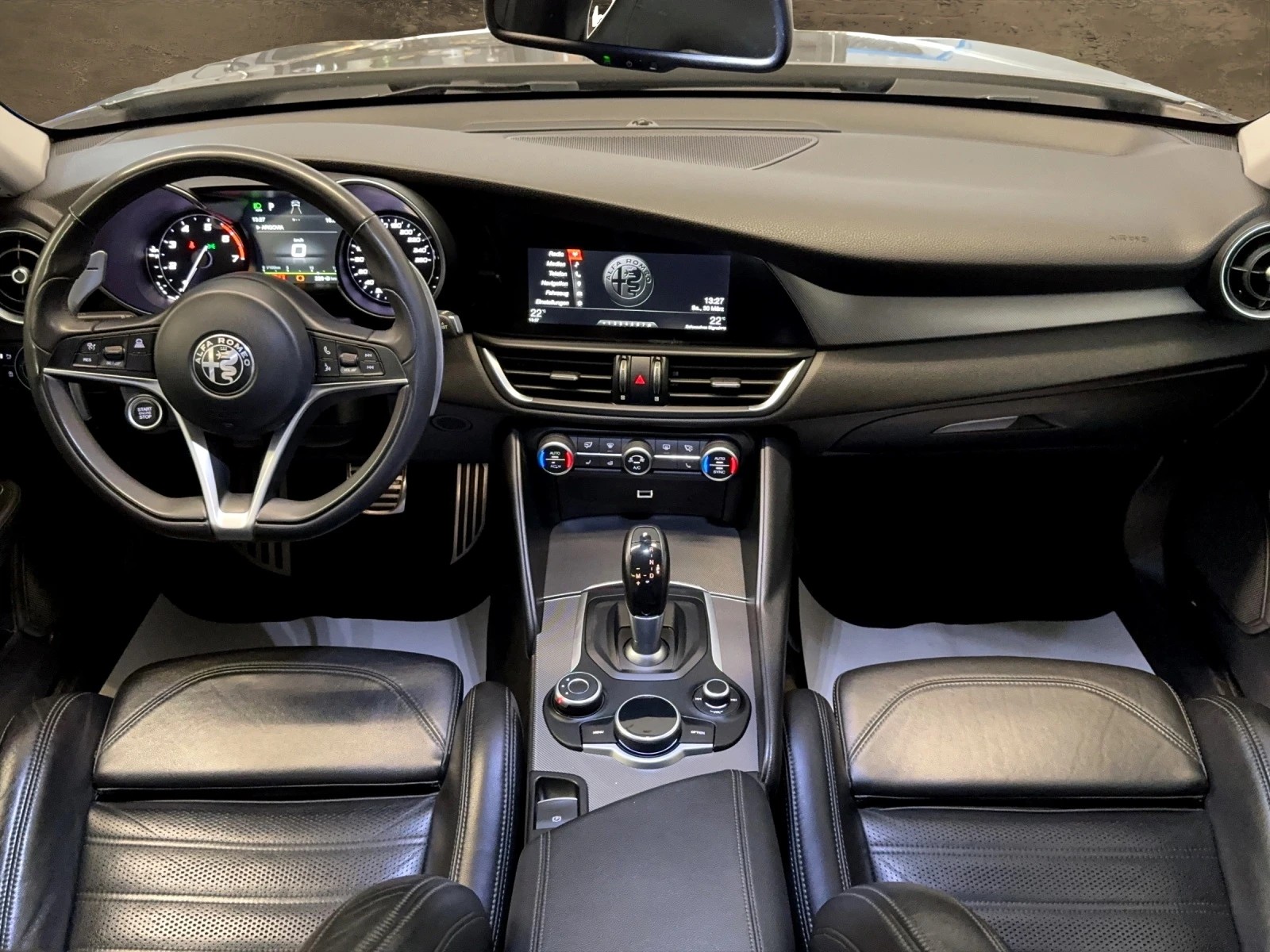 ALFA ROMEO Giulia 2.0 Veloce Q4 Automatic-image-14