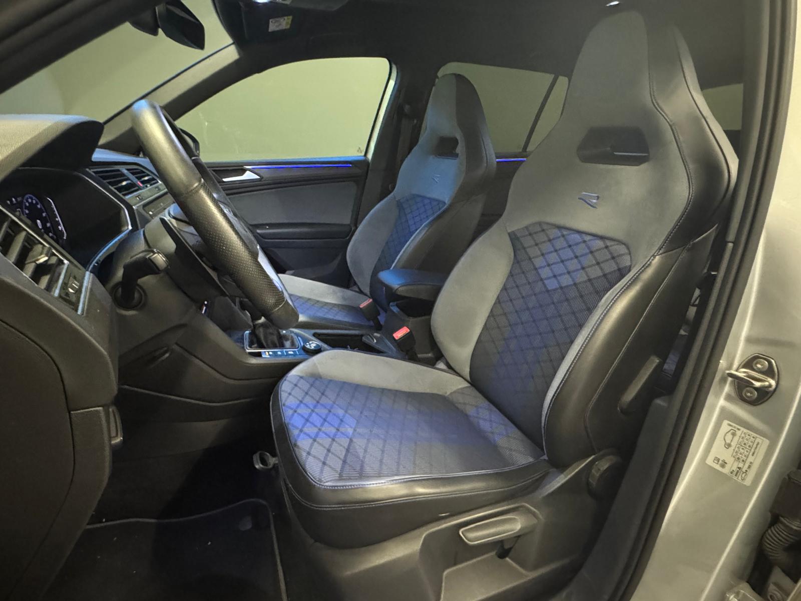 VW Tiguan 2.0TSI R 4Motion DSG-image-9