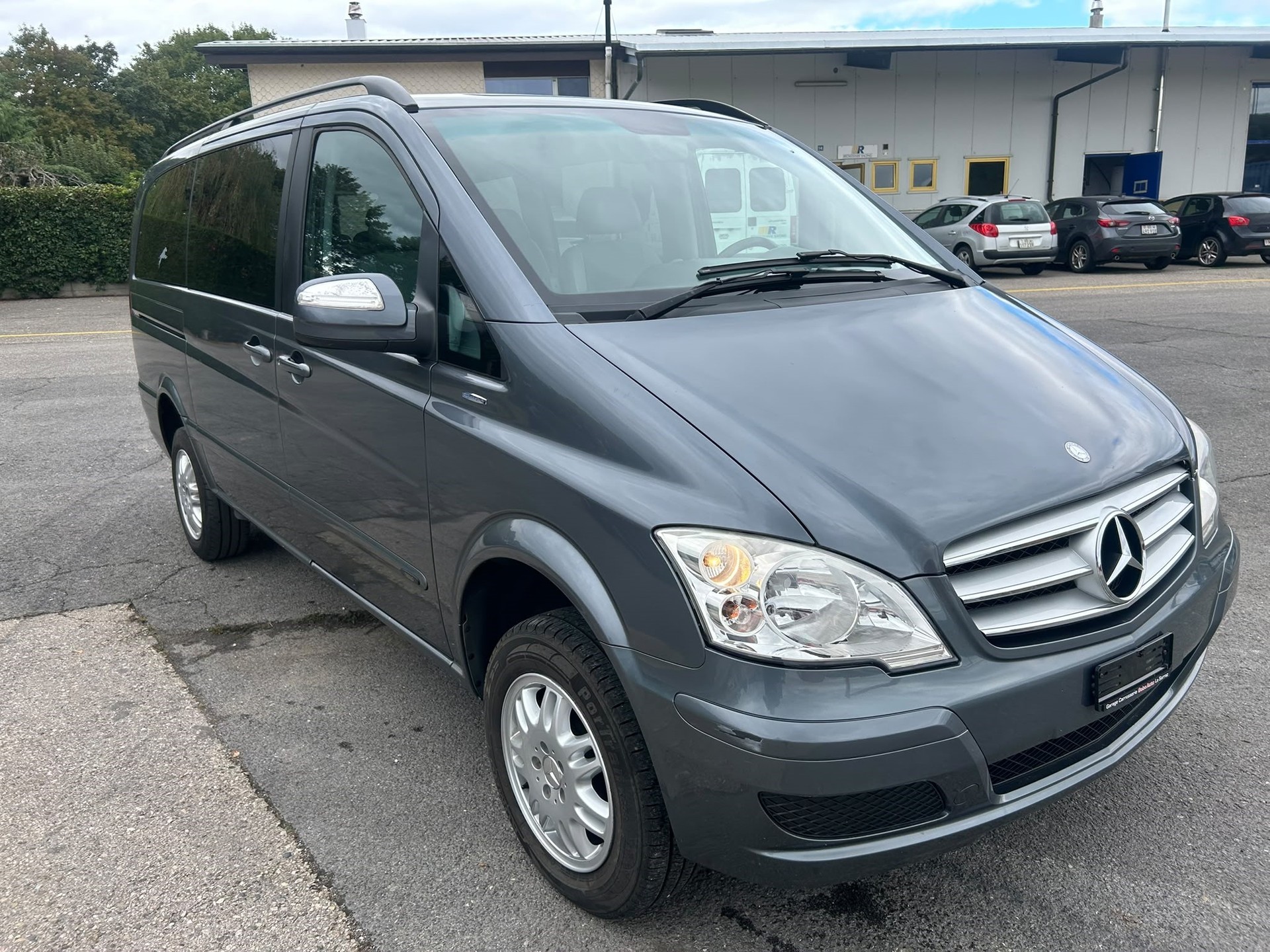 MERCEDES-BENZ Viano 2.2 CDI Blue Eff. Trend Ed. L 4Matic A-showroom-element-1