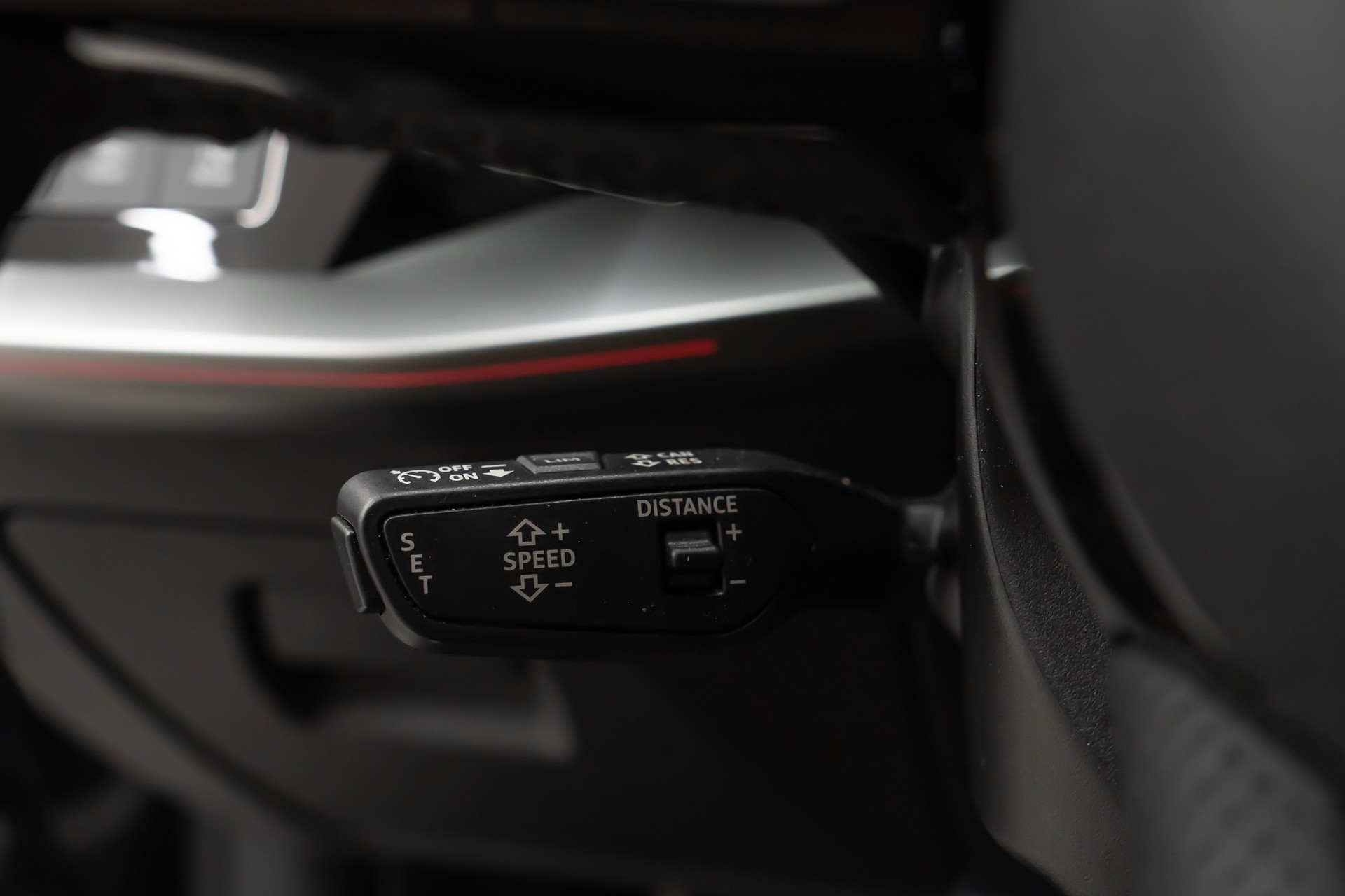 AUDI RS3 Sportback 2.5 TSI quattro S-tronic / RS POWER / SOUND & PERFORMANCE / LOW LOOK / FRISCH AB MFK-image-26
