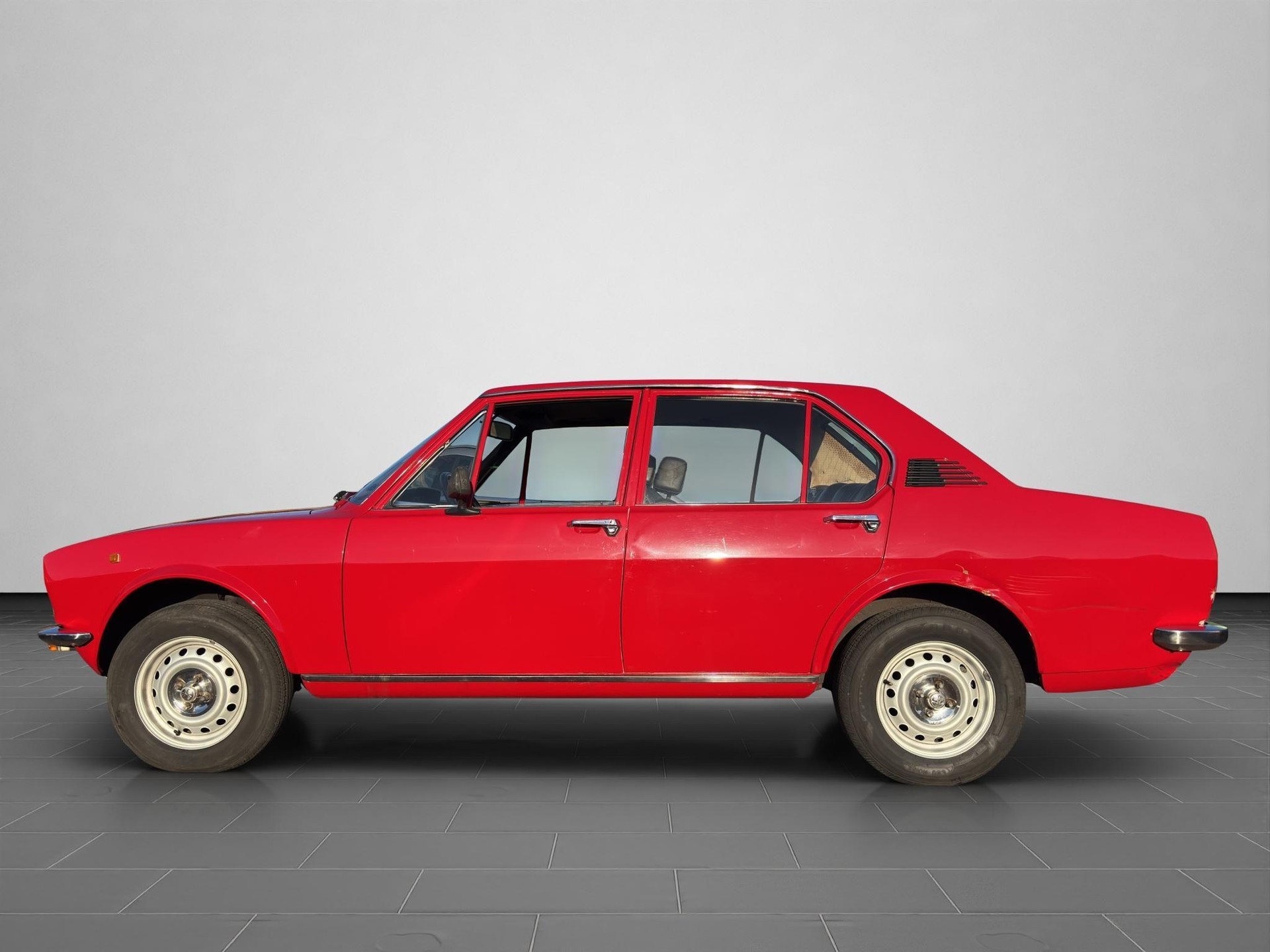 ALFA ROMEO Alfetta 1.6-showroom-element-1