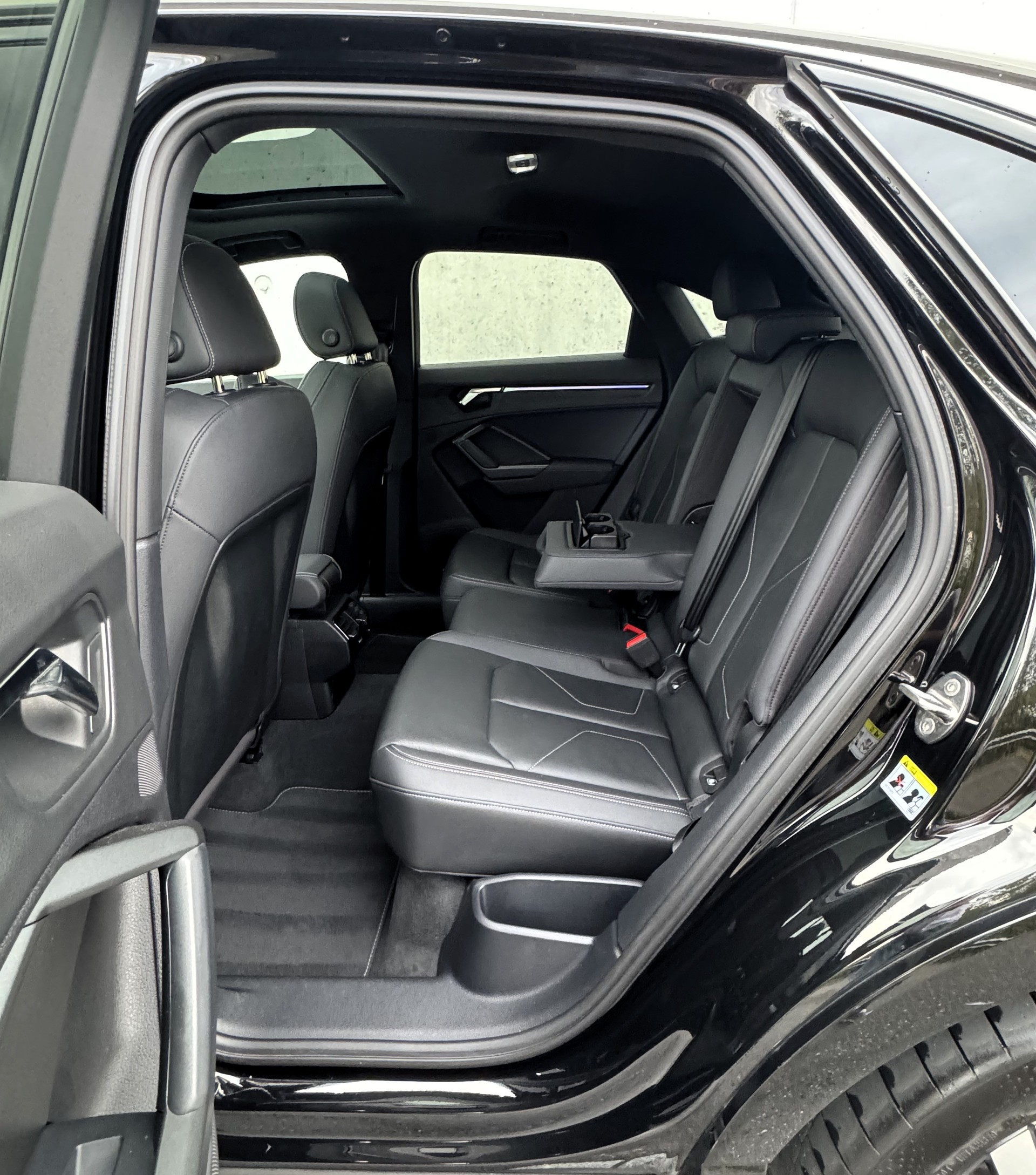AUDI Q3 Sportback 40 TDI S line quattro Attraction S-tronic CH FZ | Gratis Service & Service gepflegt | 1 Hand FZ-image-9