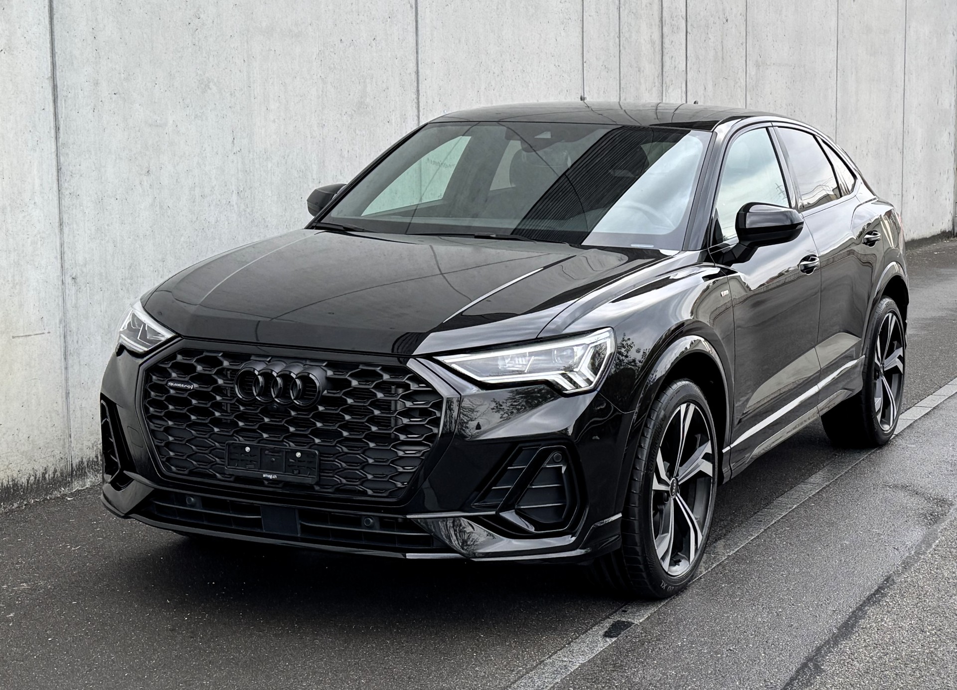 AUDI Q3 Sportback 40 TDI S line quattro Attraction S-tronic CH FZ | Gratis Service & Service gepflegt | 1 Hand FZ