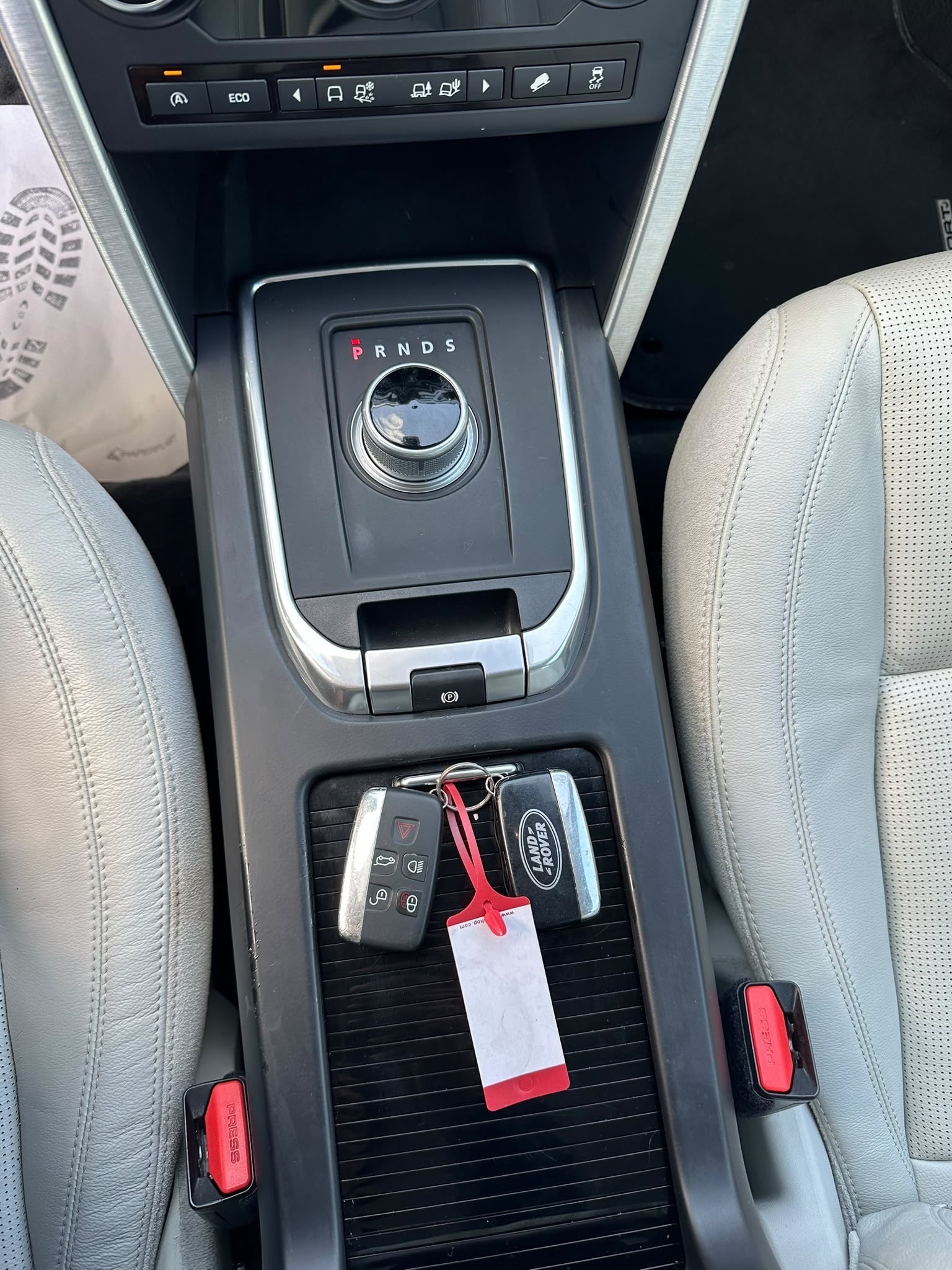 LAND ROVER Discovery Sport 2.0 TD4 HSE Luxury AT9-image-19