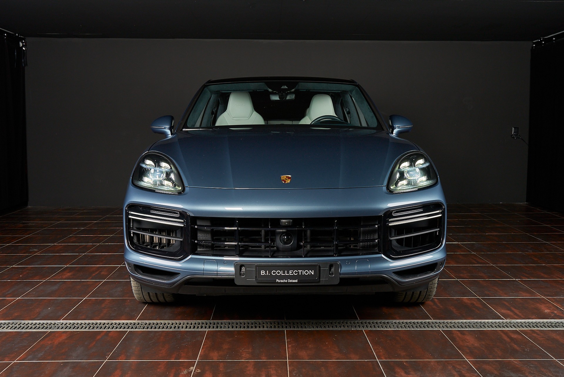 PORSCHE Cayenne Turbo-image-6