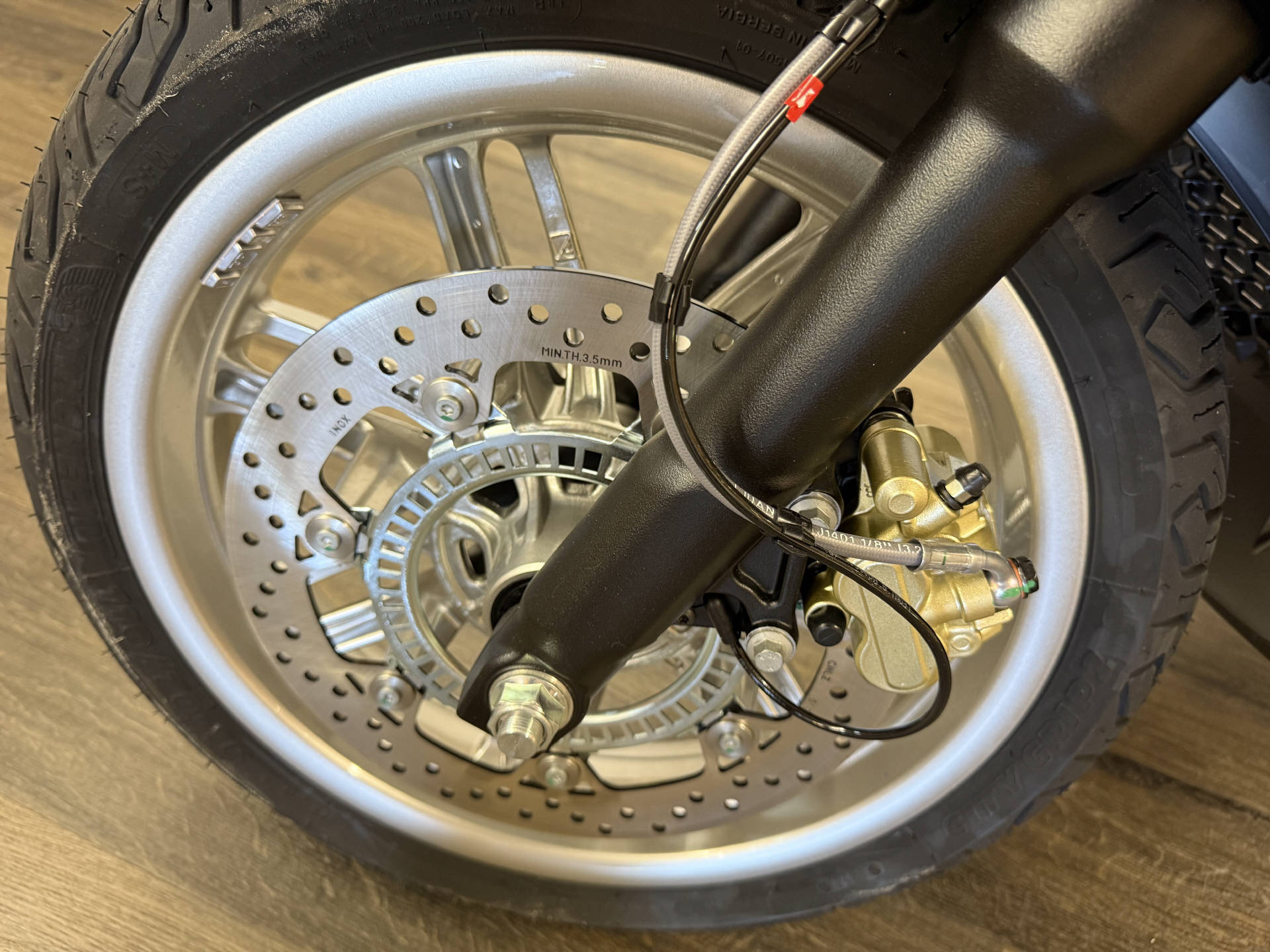 PIAGGIO Beverly 310 hpe ABS E5+-image-2