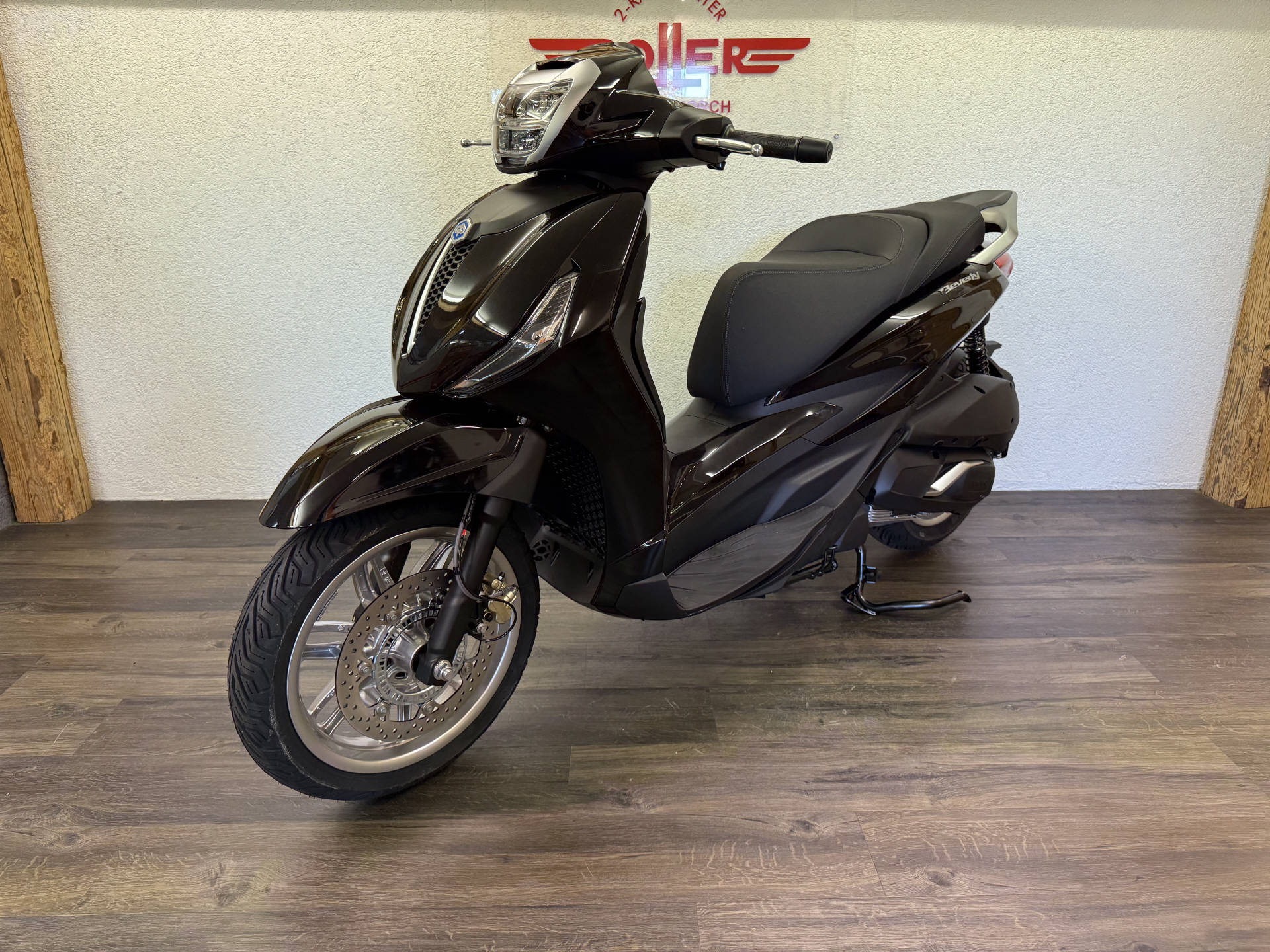 PIAGGIO Beverly 310 hpe ABS E5+-image-0