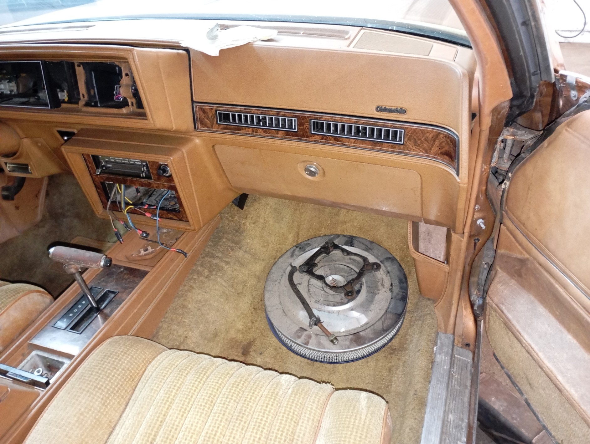 OLDSMOBILE CUTLASS-image-5