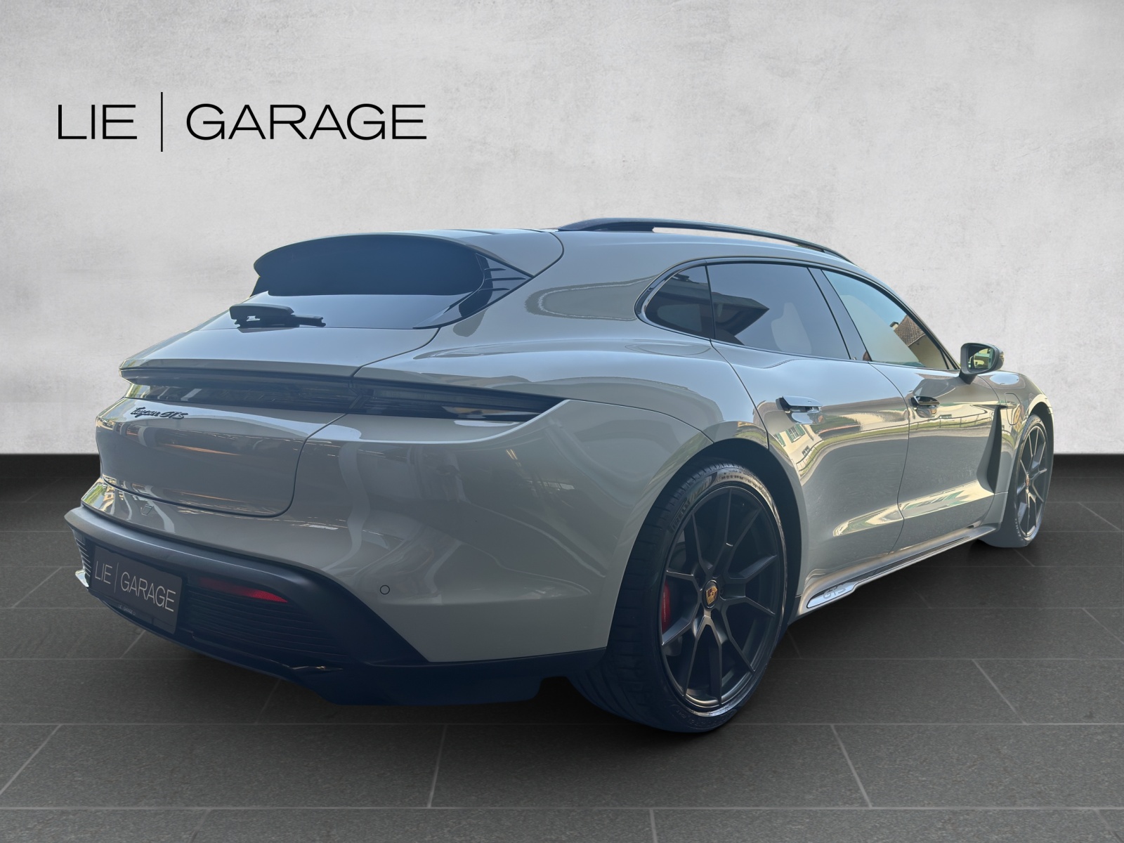 PORSCHE Taycan GTS Sport Turismo 93 kWh-showroom-element-2
