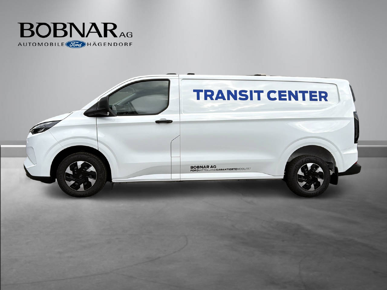 FORD Transit Custom Van 320 L2 2.5 Duratec 233 Trend PHEV-showroom-element-3