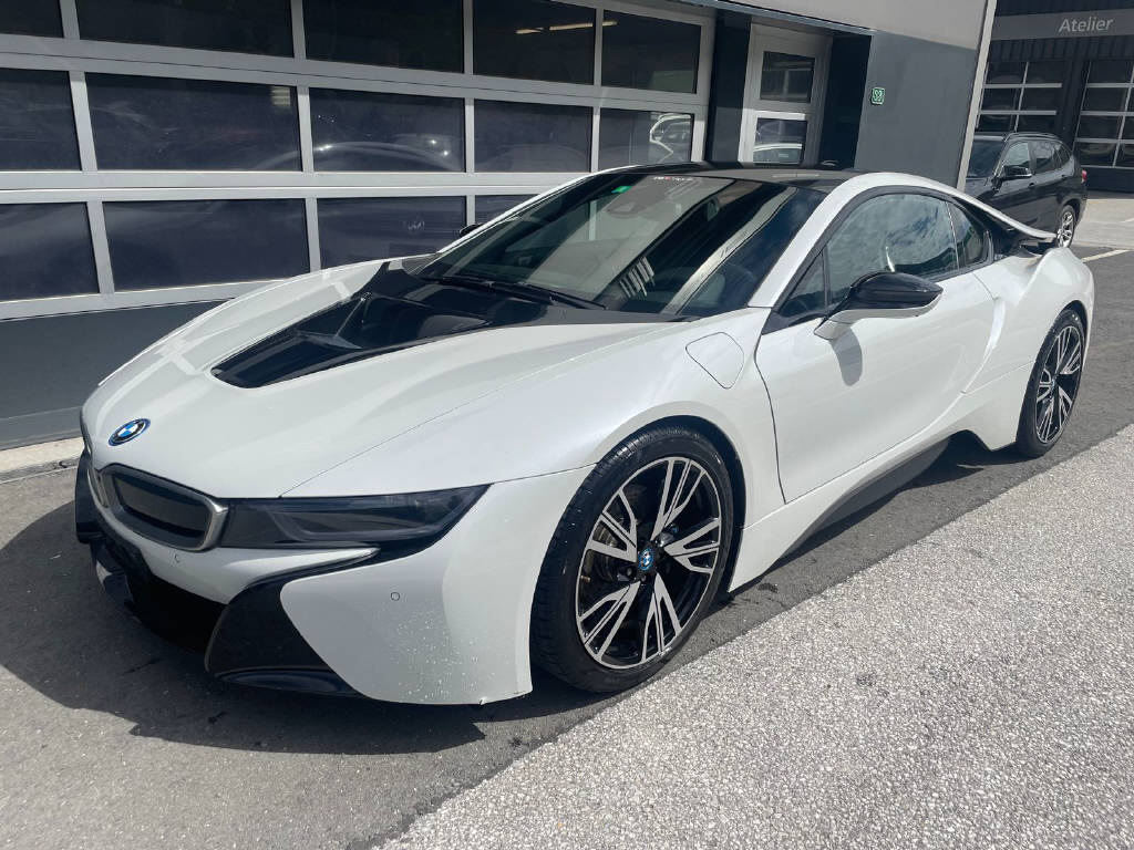 BMW i8 Coupé-showroom-element-1