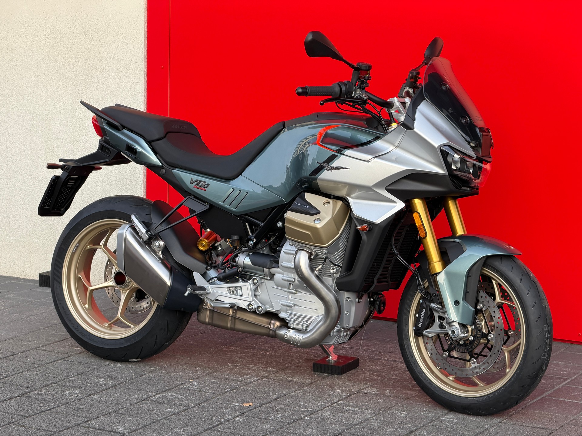 MOTO GUZZI V100 Mandello S E5+-image-3