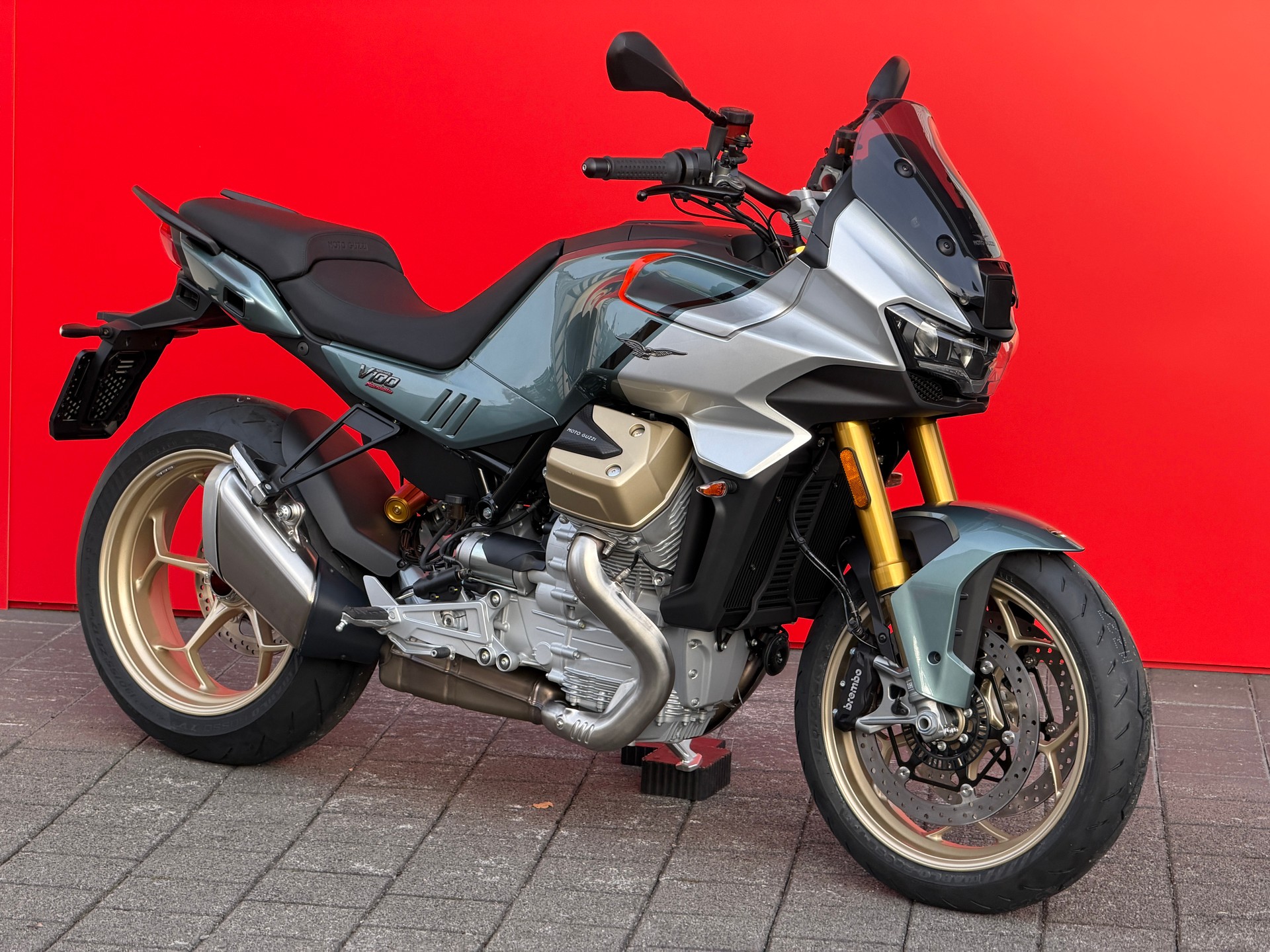MOTO GUZZI V100 Mandello S E5+-image-1
