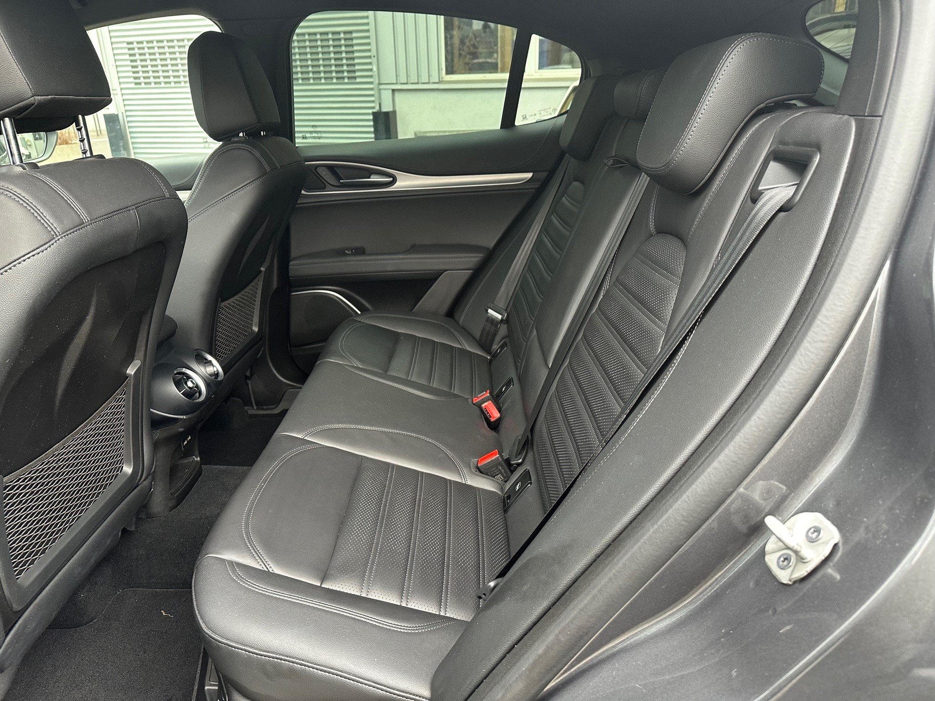 ALFA ROMEO Stelvio 2.0 Veloce Q4 Automatic-image-10
