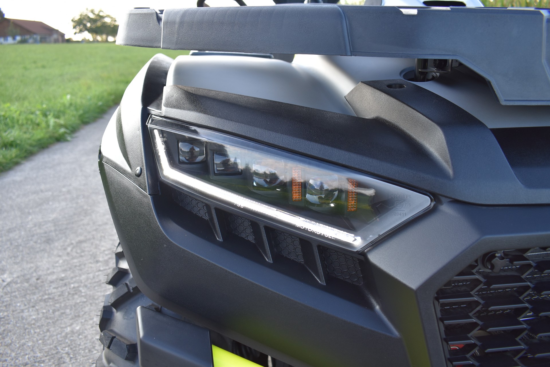TGB Blade 1000 EFI LT Touring 4x4-image-15