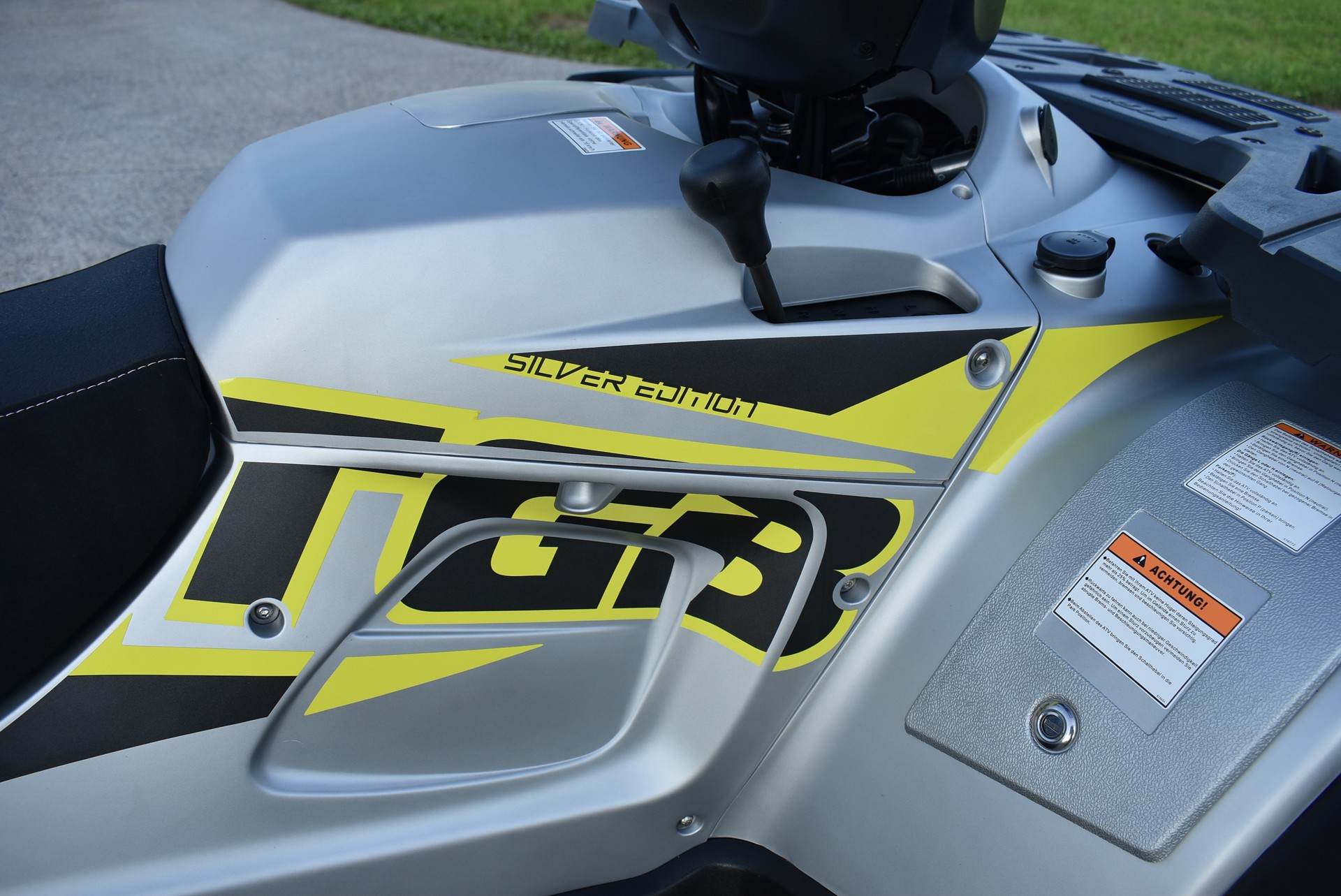 TGB Blade 1000 EFI LT Touring 4x4-image-9