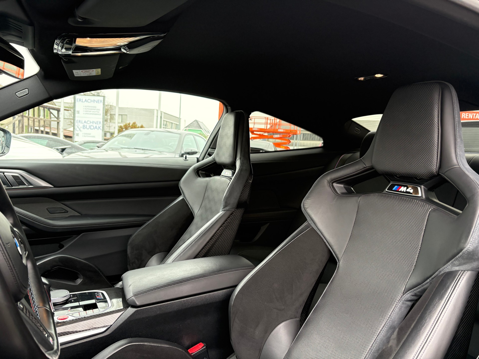BMW M4 Coupé Competition-image-11