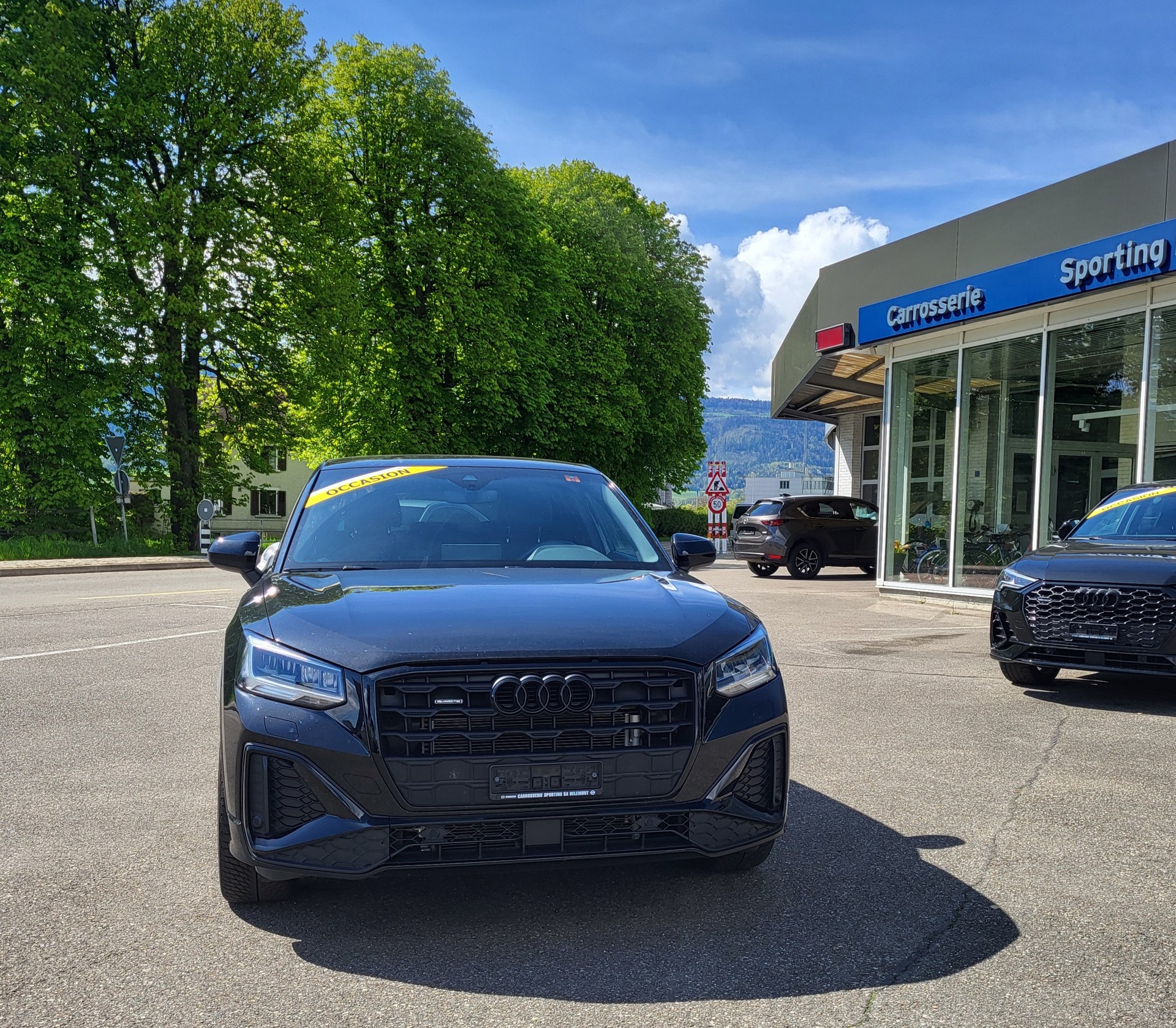 AUDI Q2 40 TFSI S line quattro S-tronic-image-2