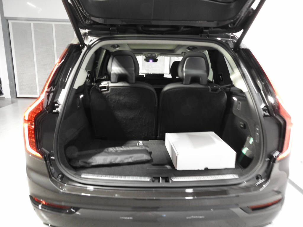 VOLVO XC90 2.0 T8 TE Ultra Dark eAWD-image-5